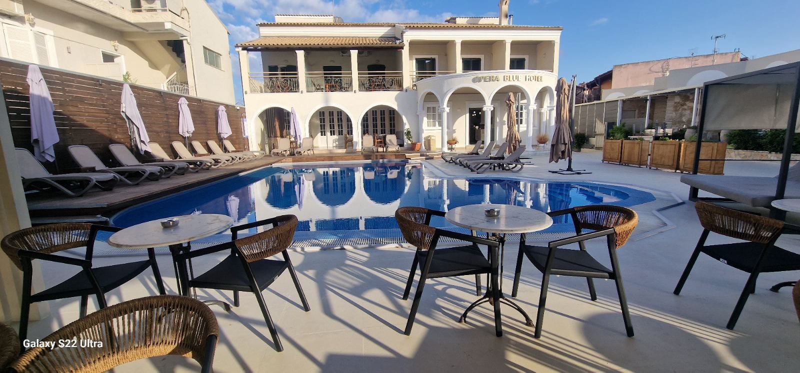 Opera Blue Hotel