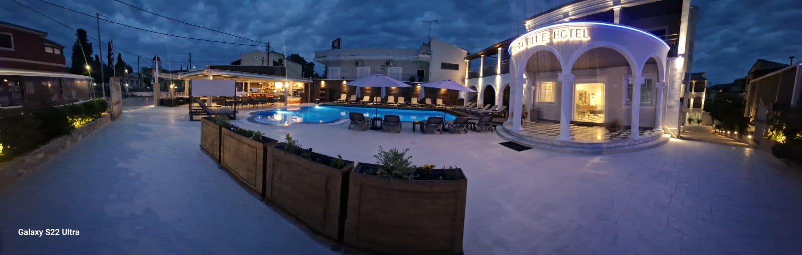 Opera Blue Hotel