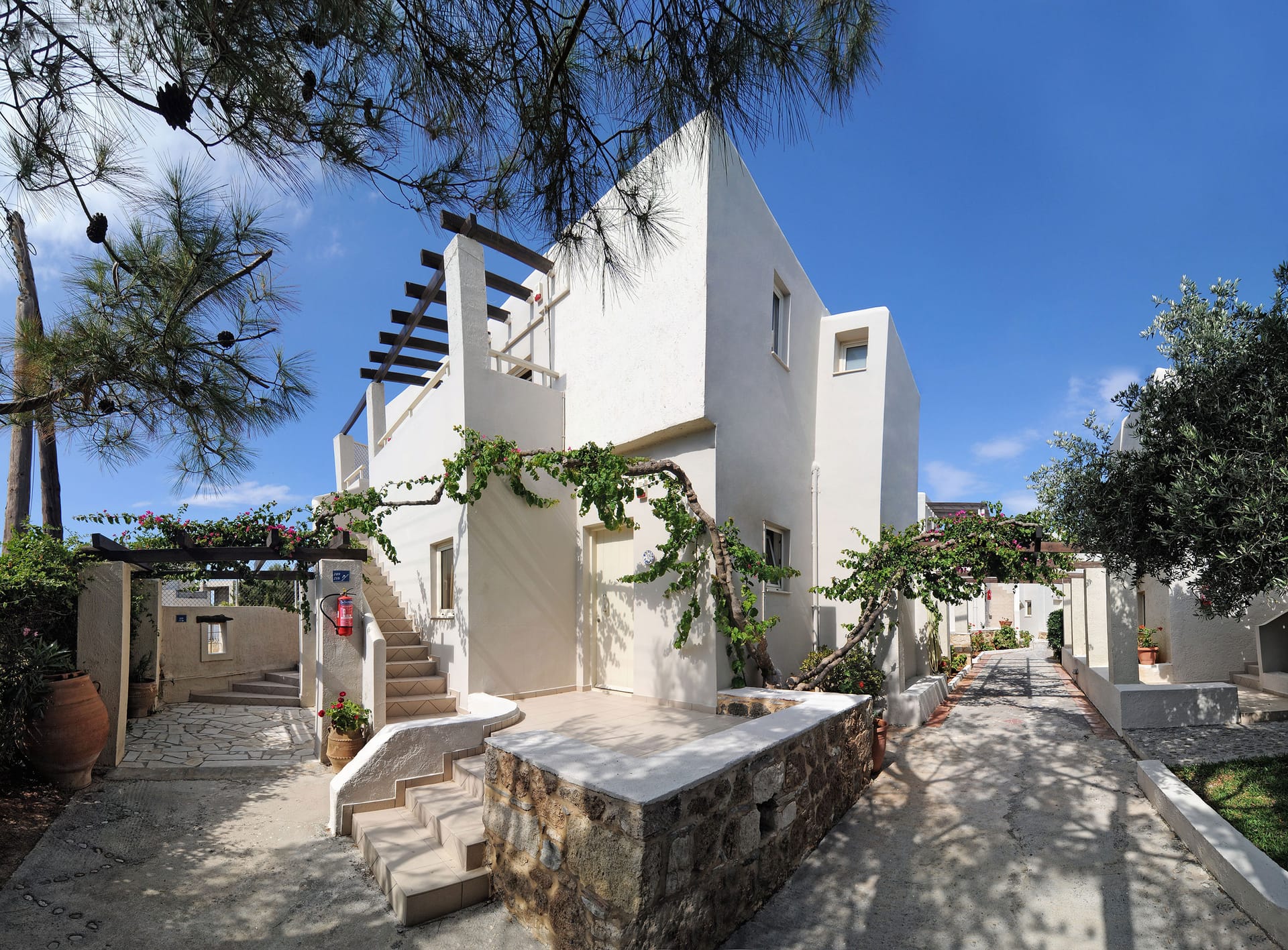 Ourania Apartments