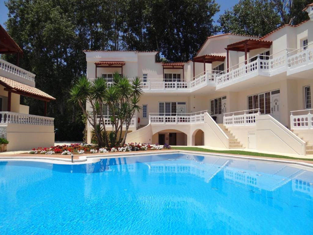 Perla Beach Crete