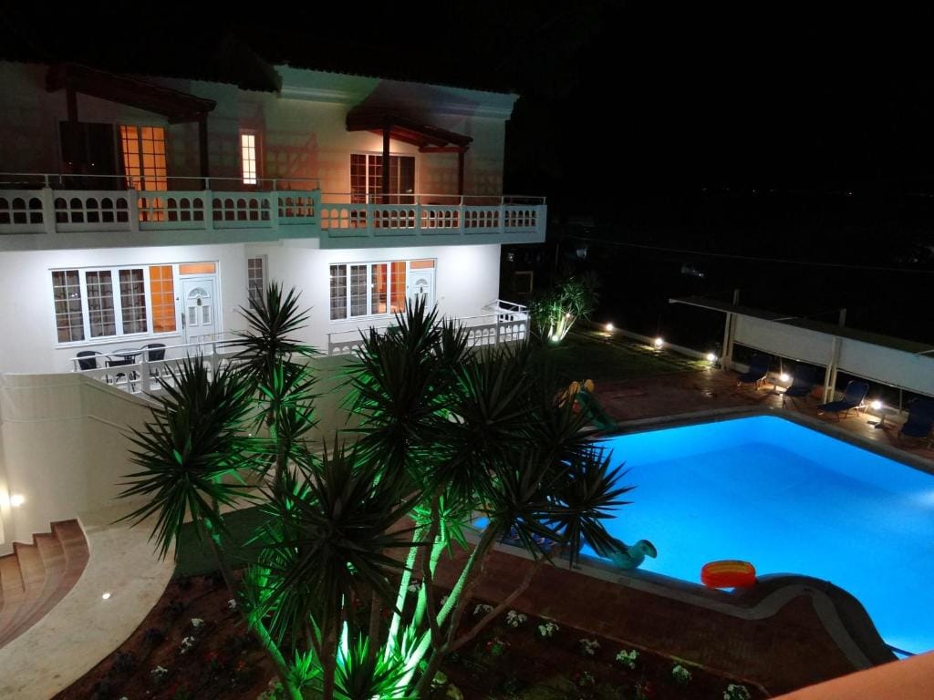 Perla Beach Crete