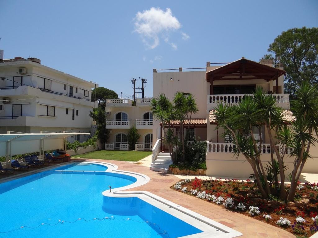 Perla Beach Crete
