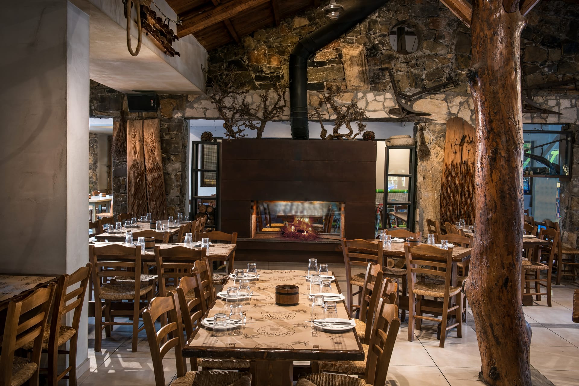 Petousis Hotel & Suites