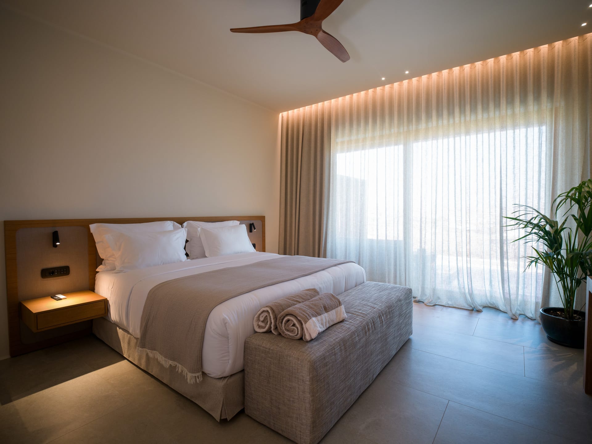 Petrablu Mykonos