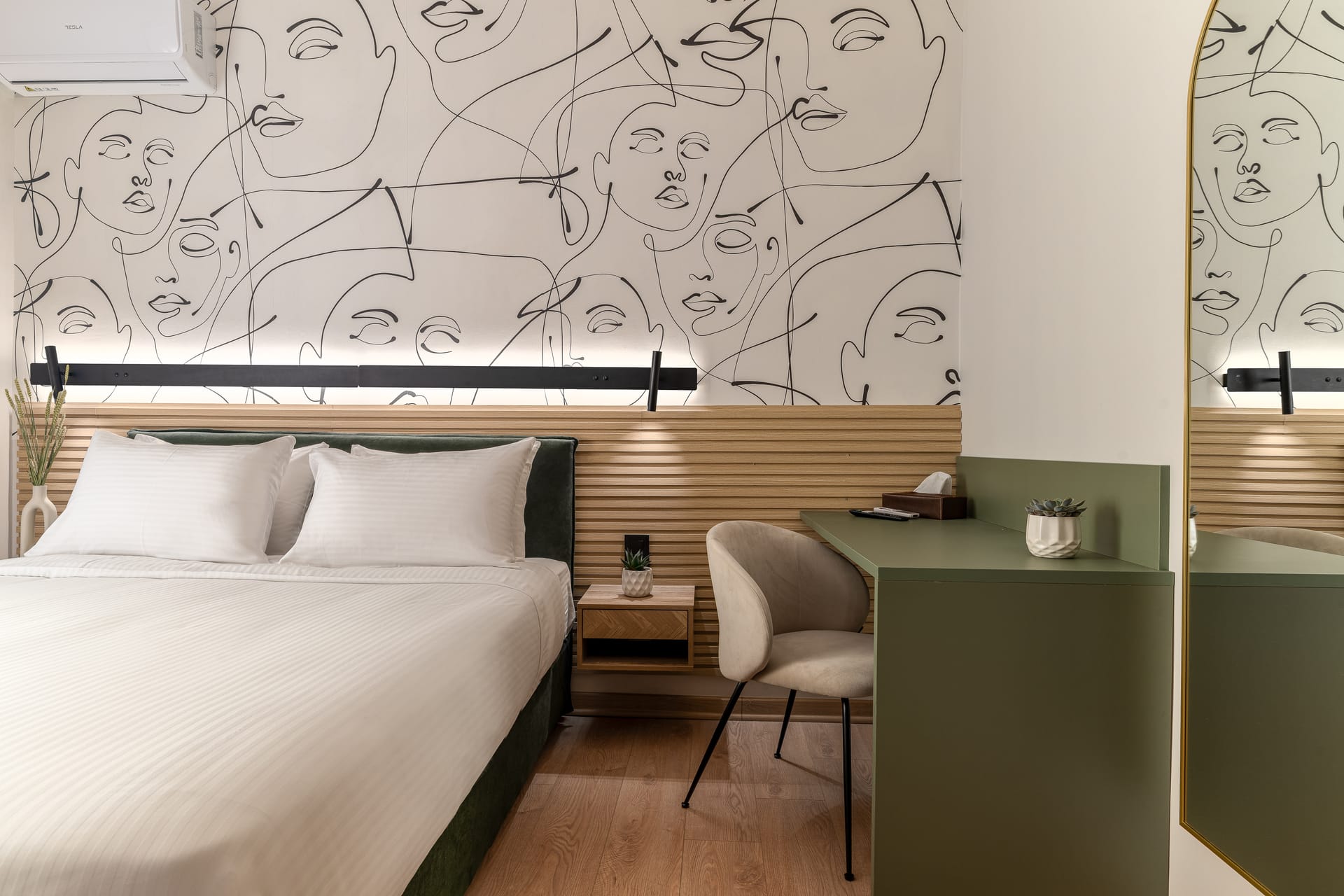Phalerus Suites