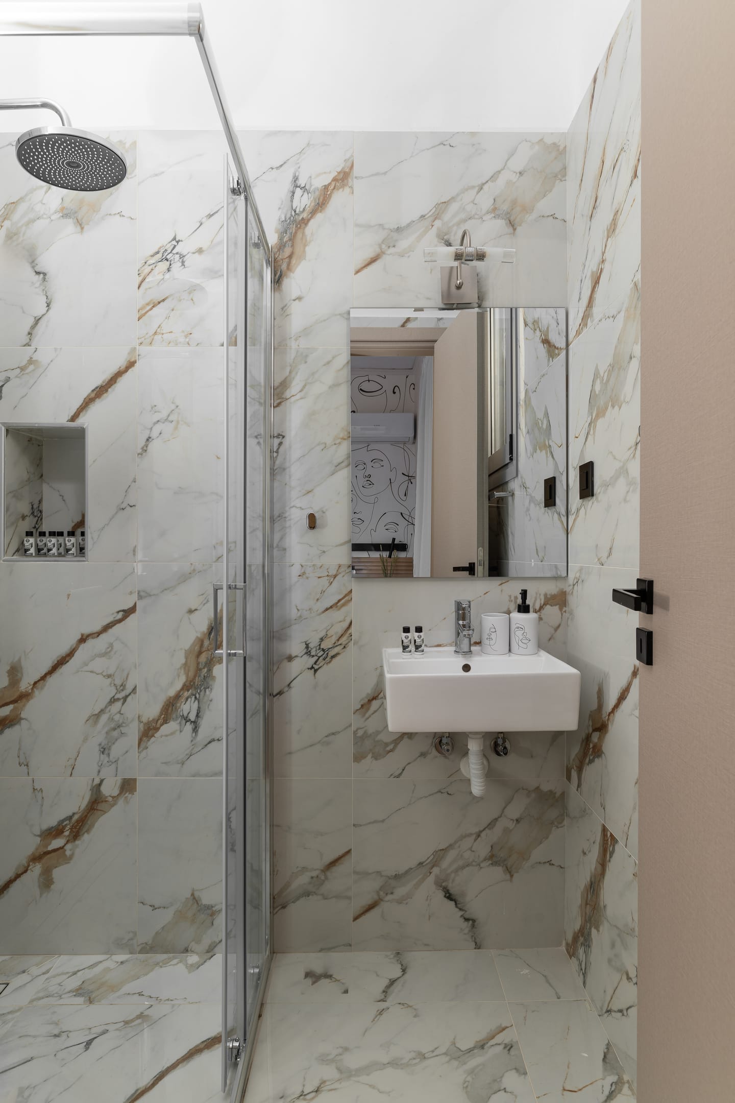 Phalerus Suites