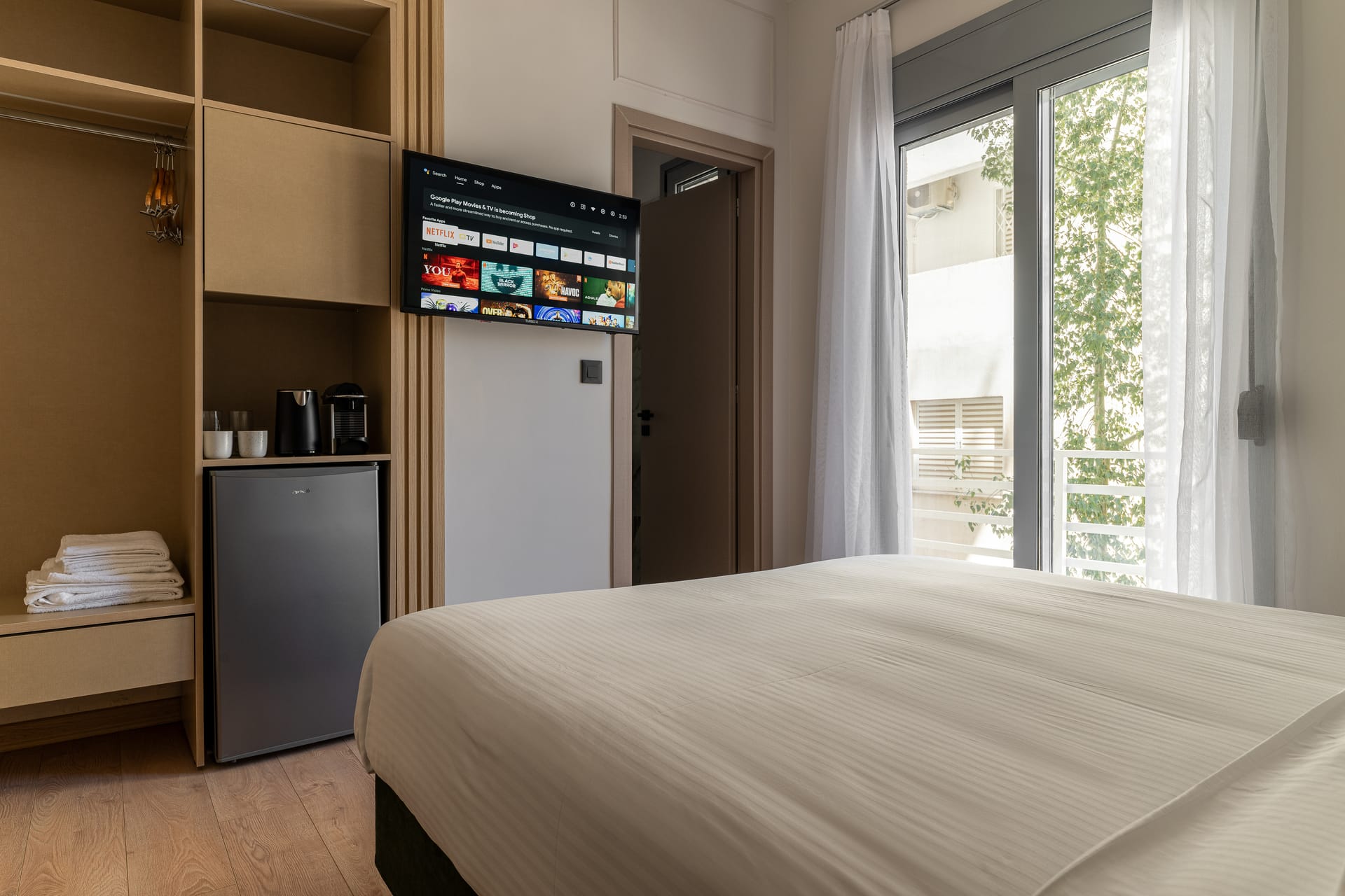 Phalerus Suites
