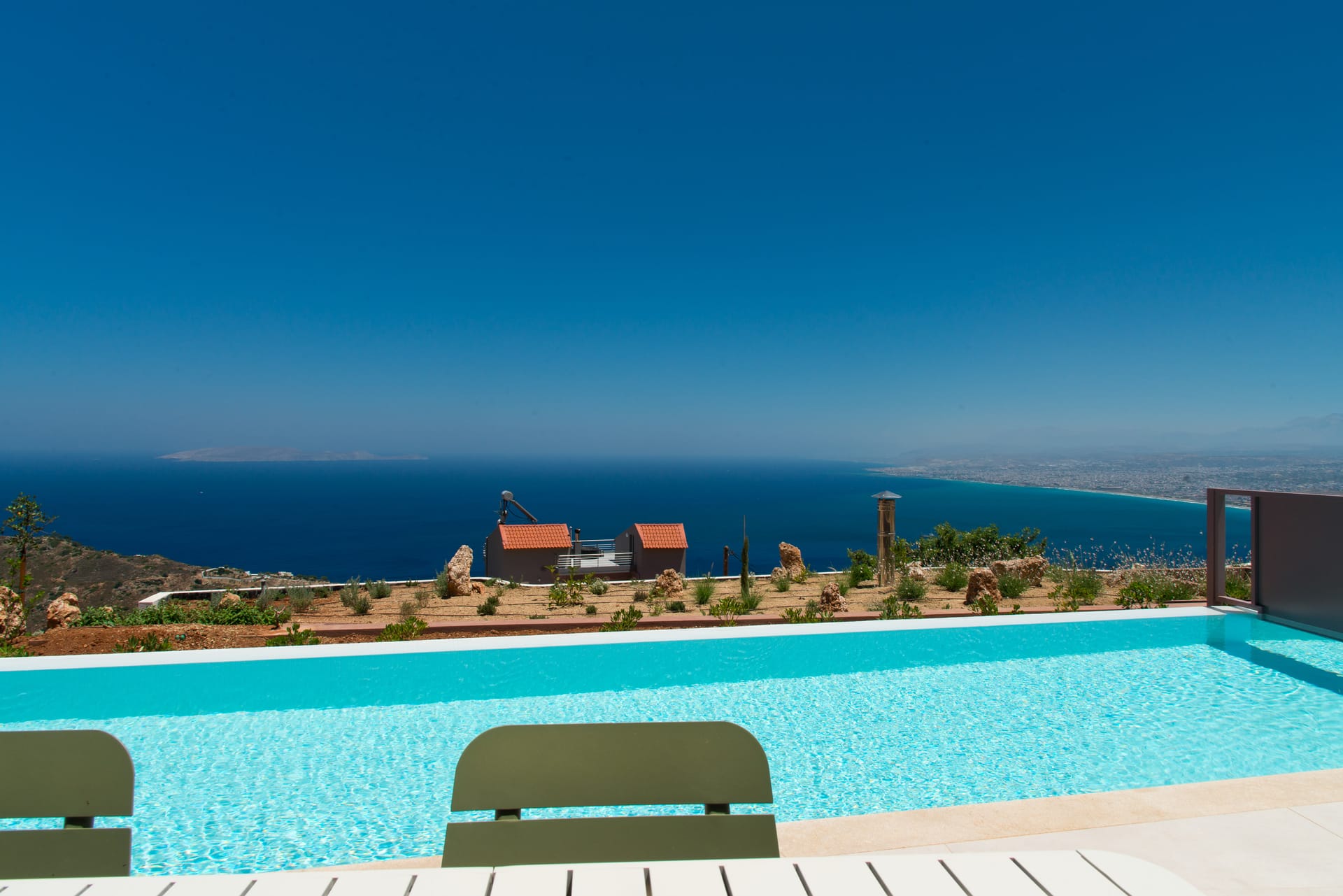 Plethora Luxury Suites