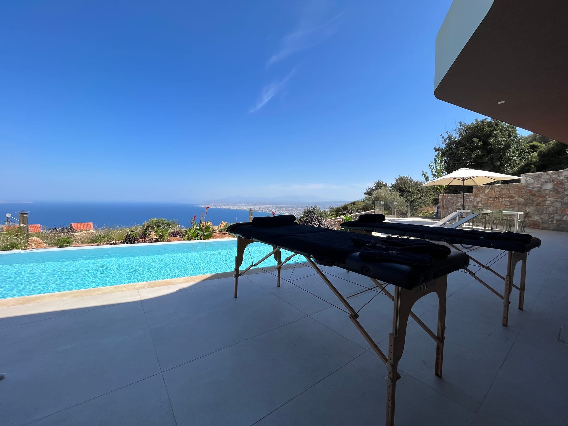 Plethora Luxury Suites