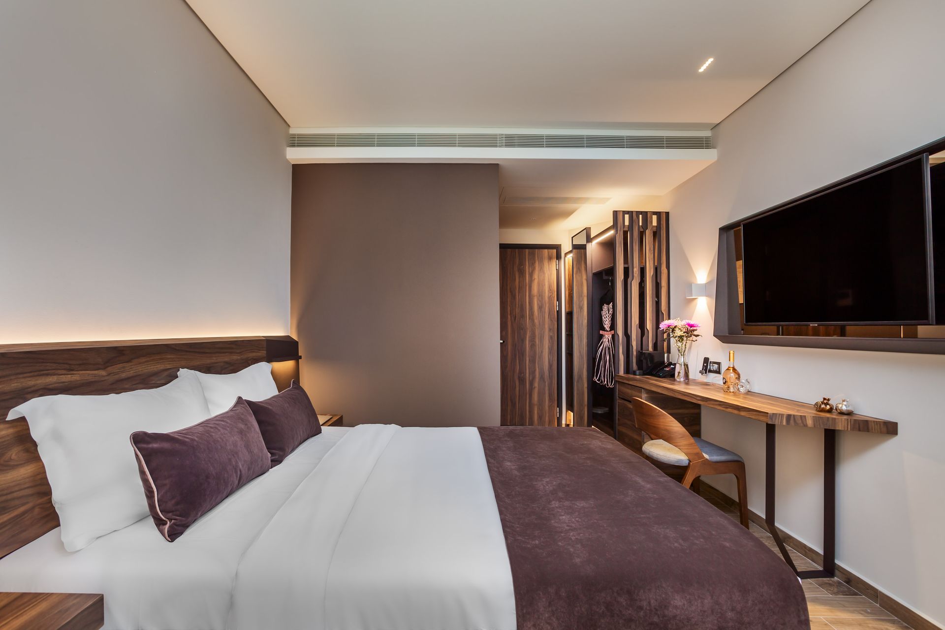 Imperial Plus | Urban Smart Hotel