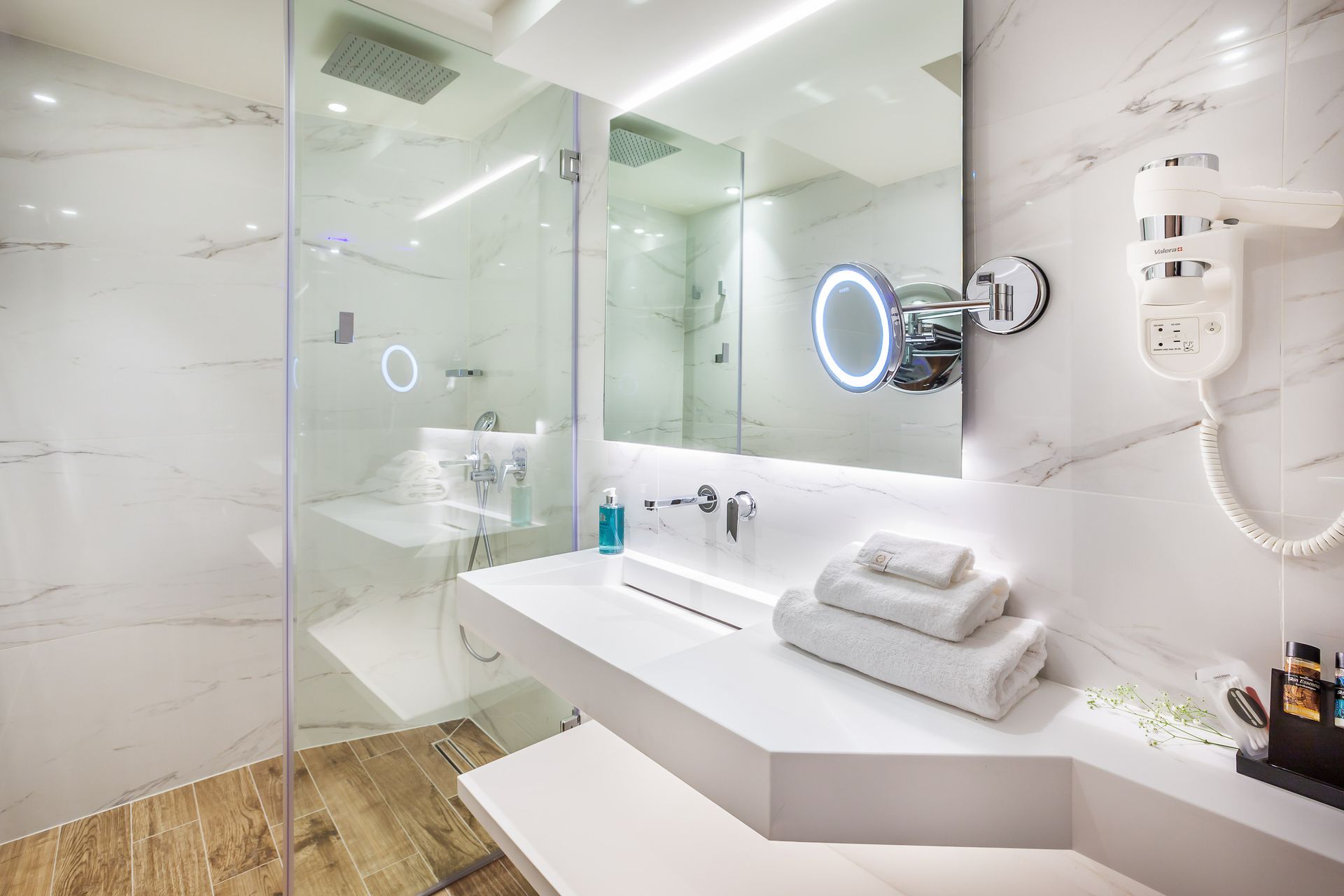 Imperial Plus | Urban Smart Hotel