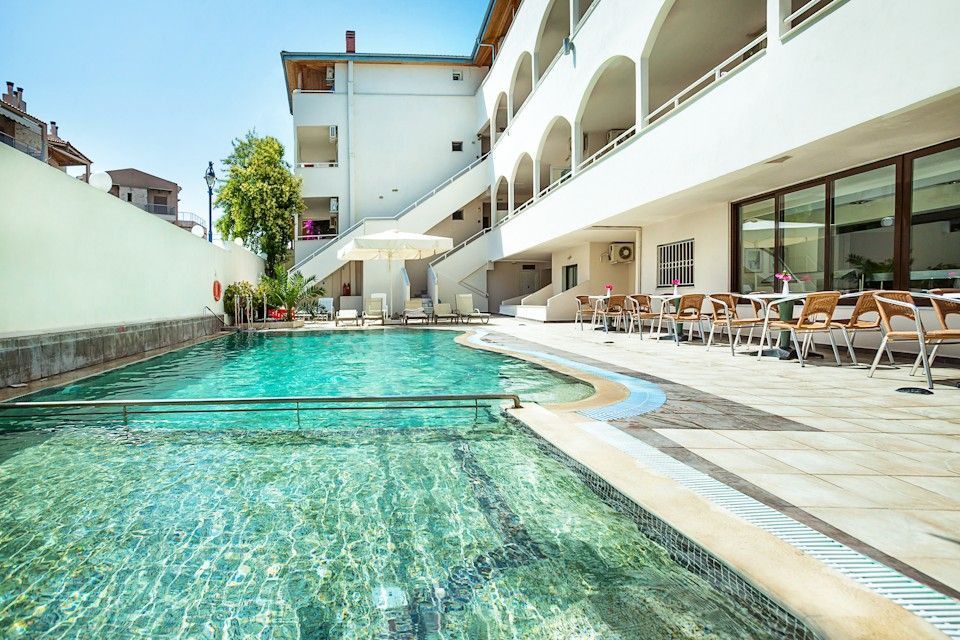 Elinotel Polis Hotel