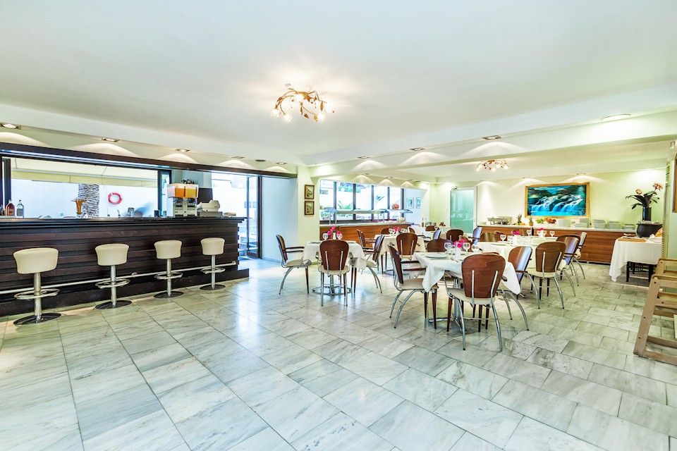 Elinotel Polis Hotel