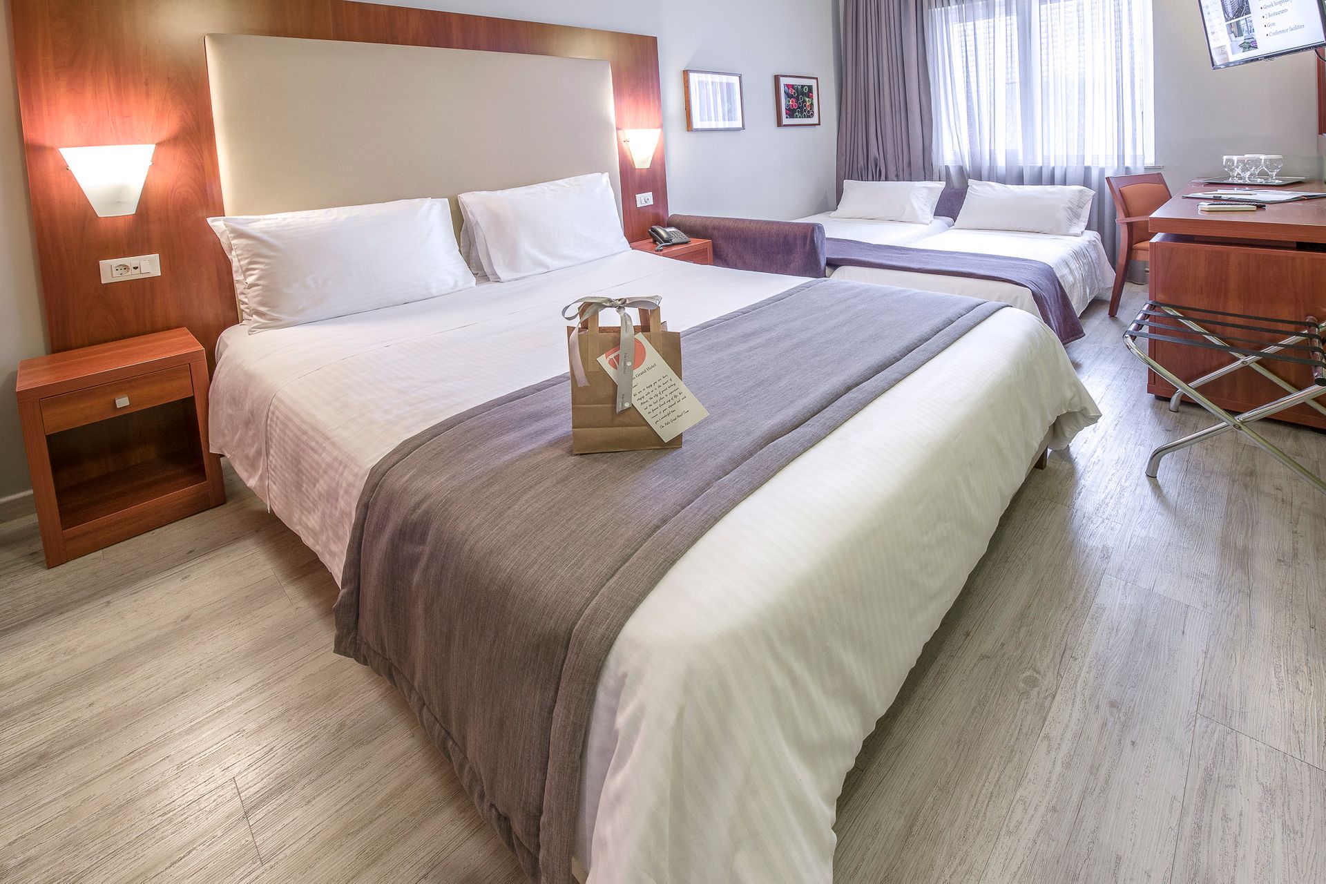 Polis Grand Hotel