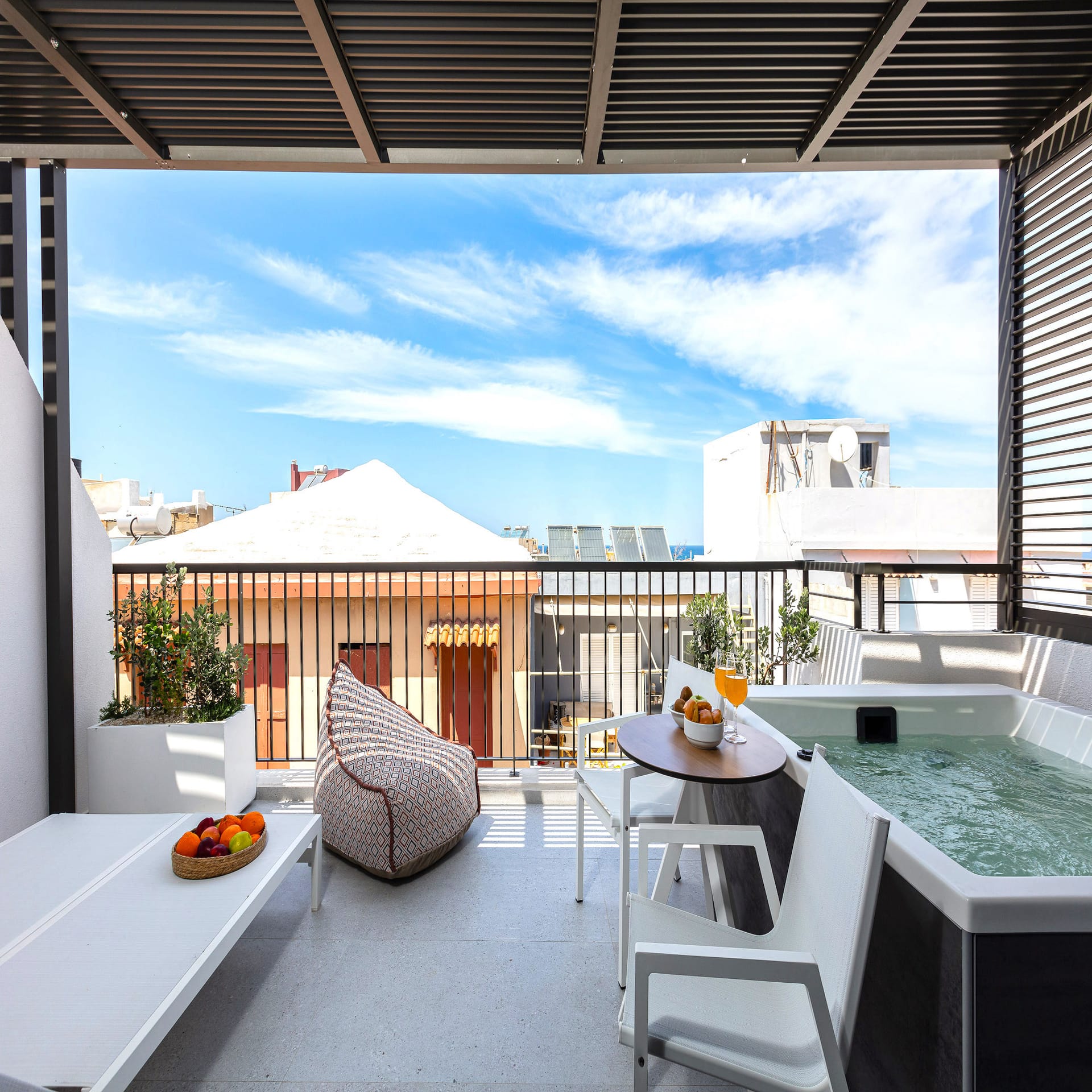 Porta Suites