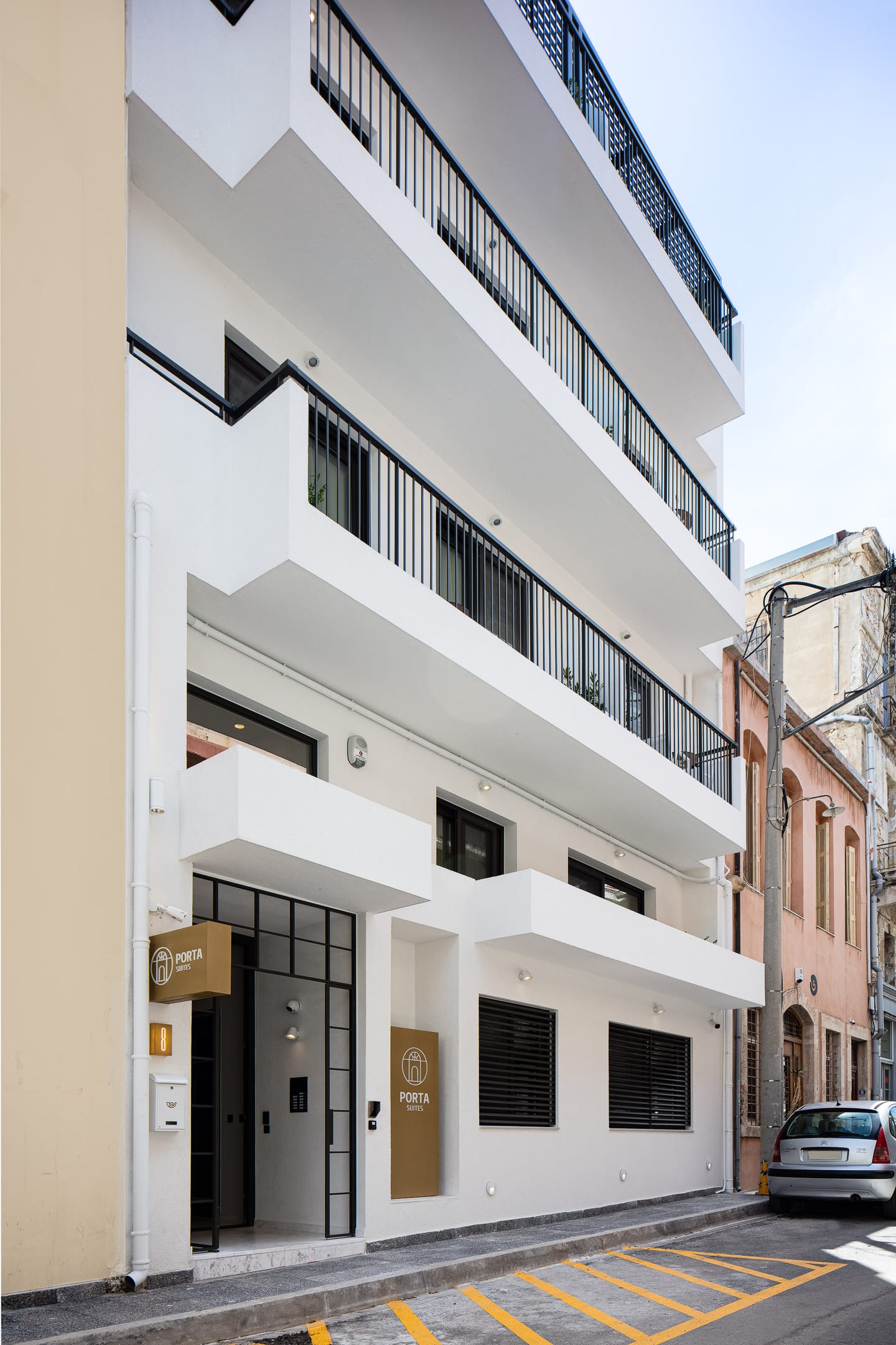 Porta Suites