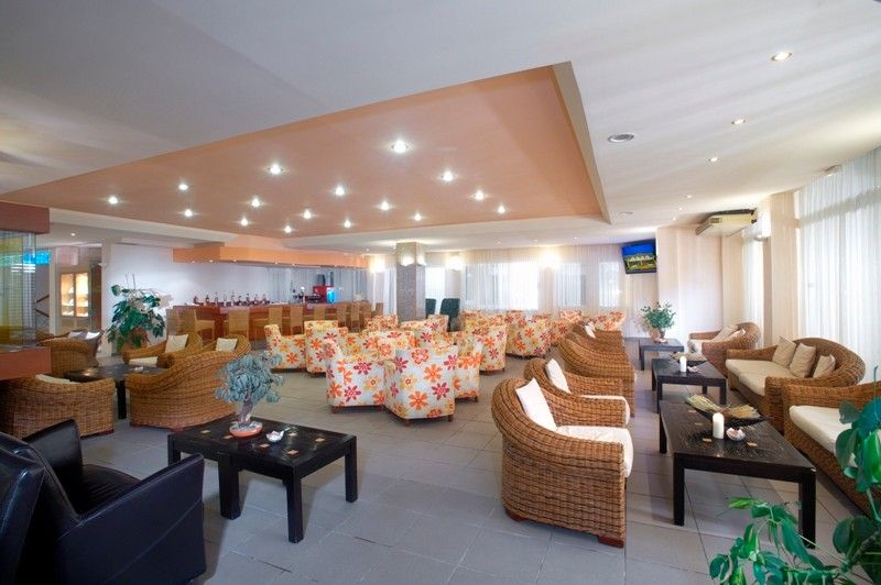 Portes Beach Hotel