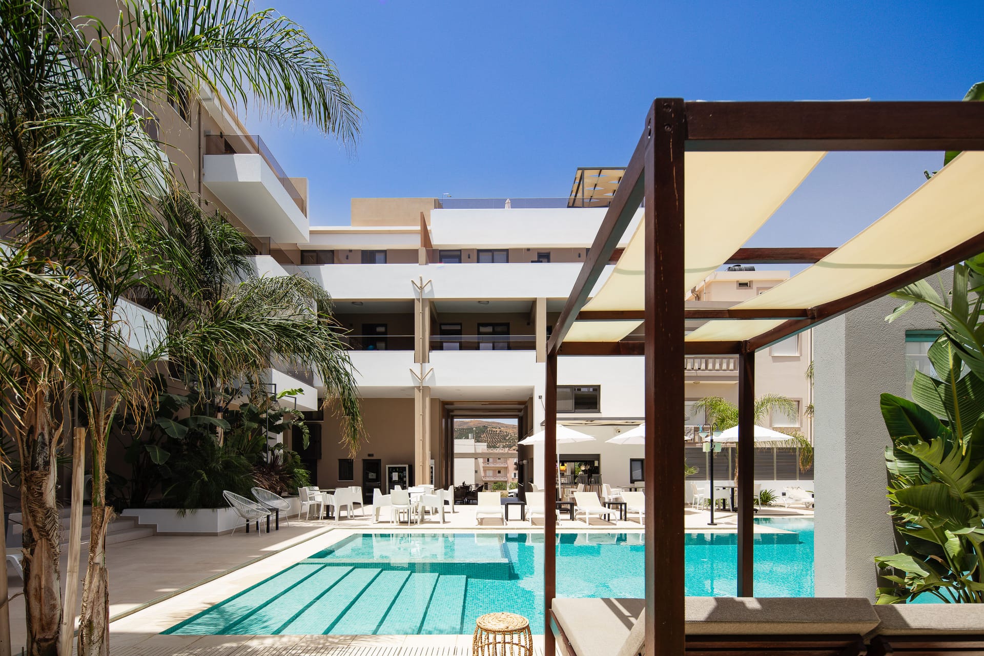 Sapphire Horizon Suites