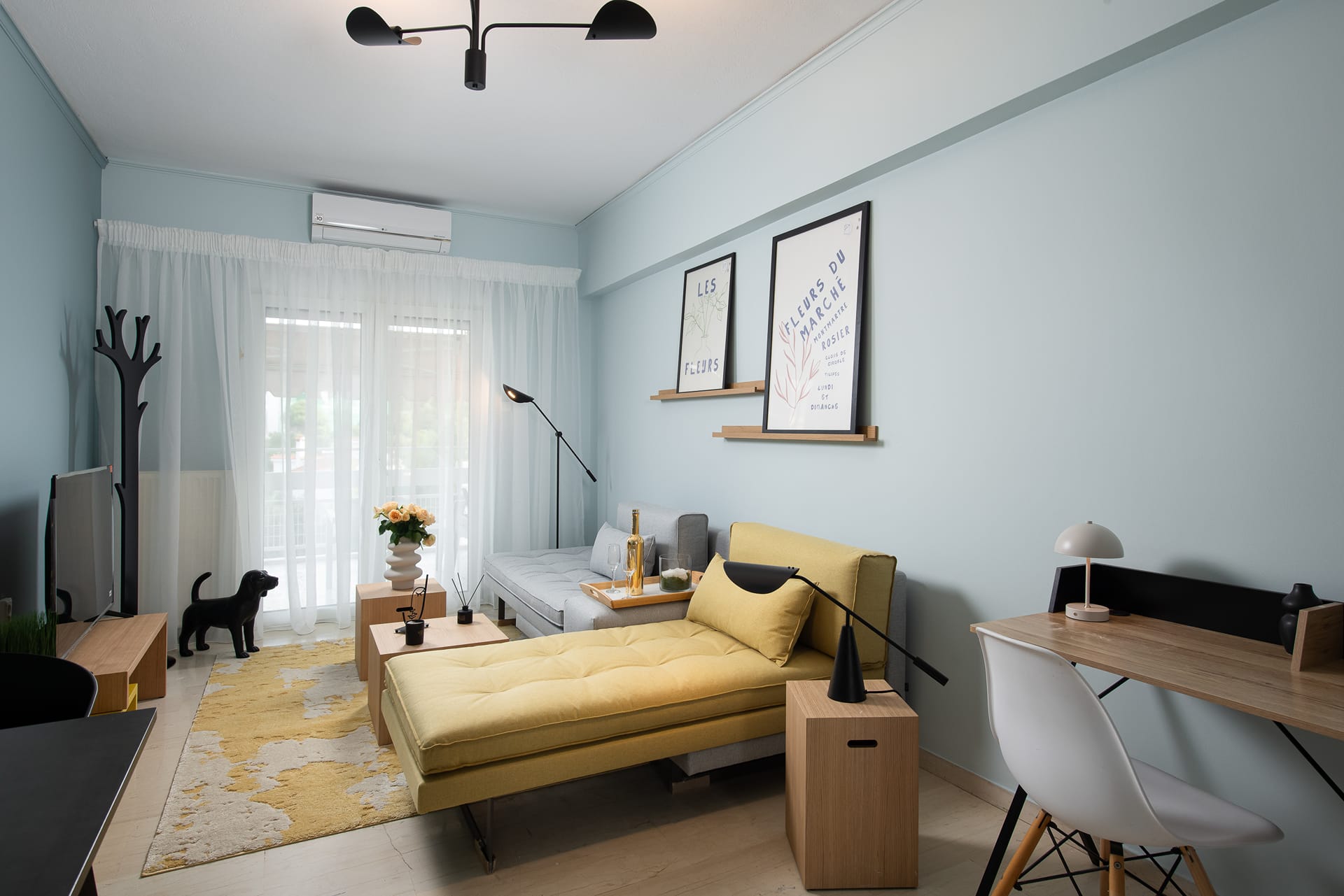 Sea and City Voula Suite