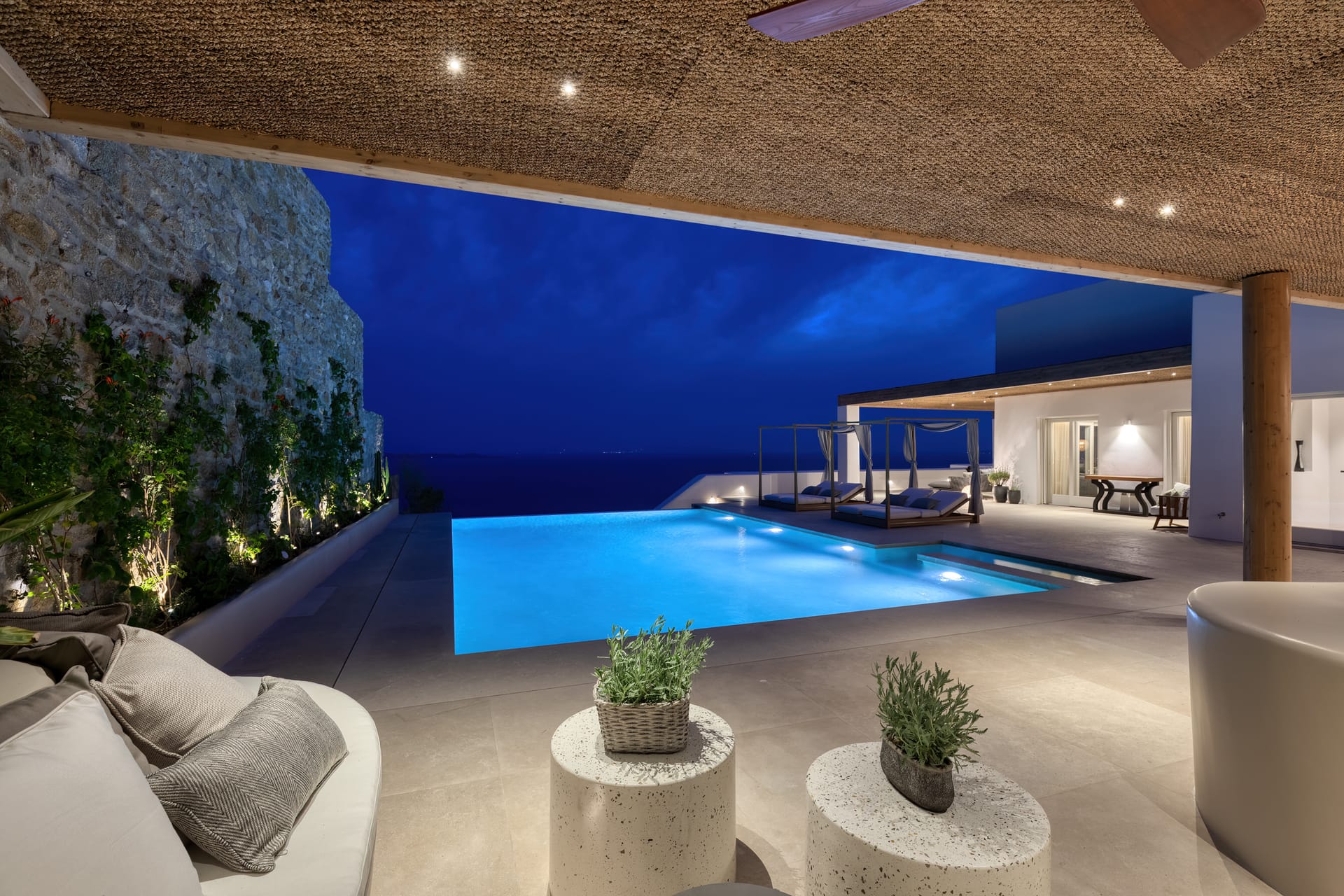 Silver Breeze Villa
