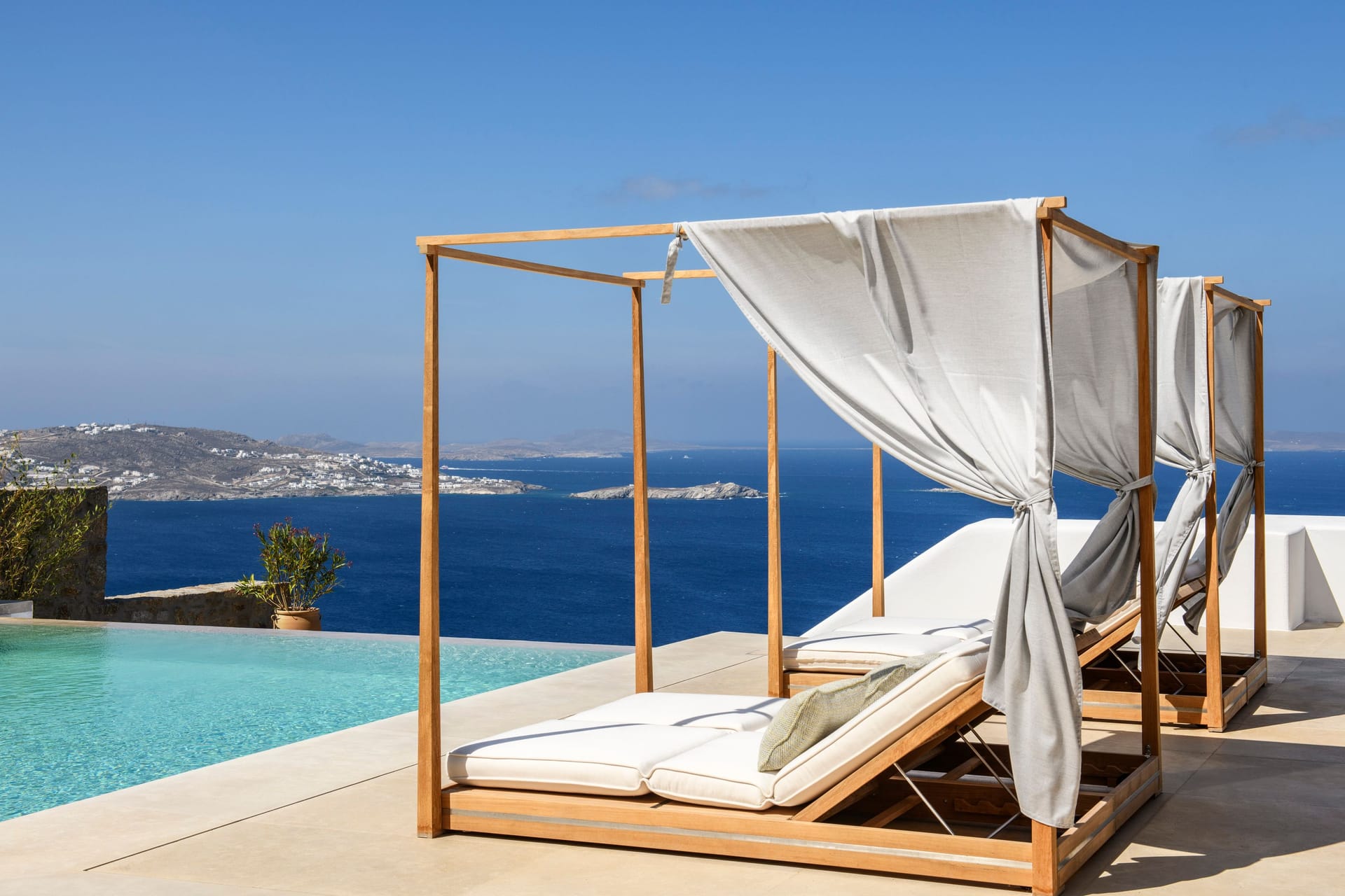 Silver Breeze Villa