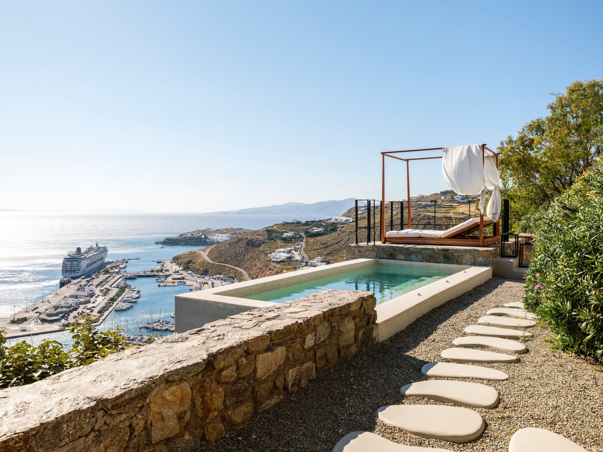 Silver Breeze Villa
