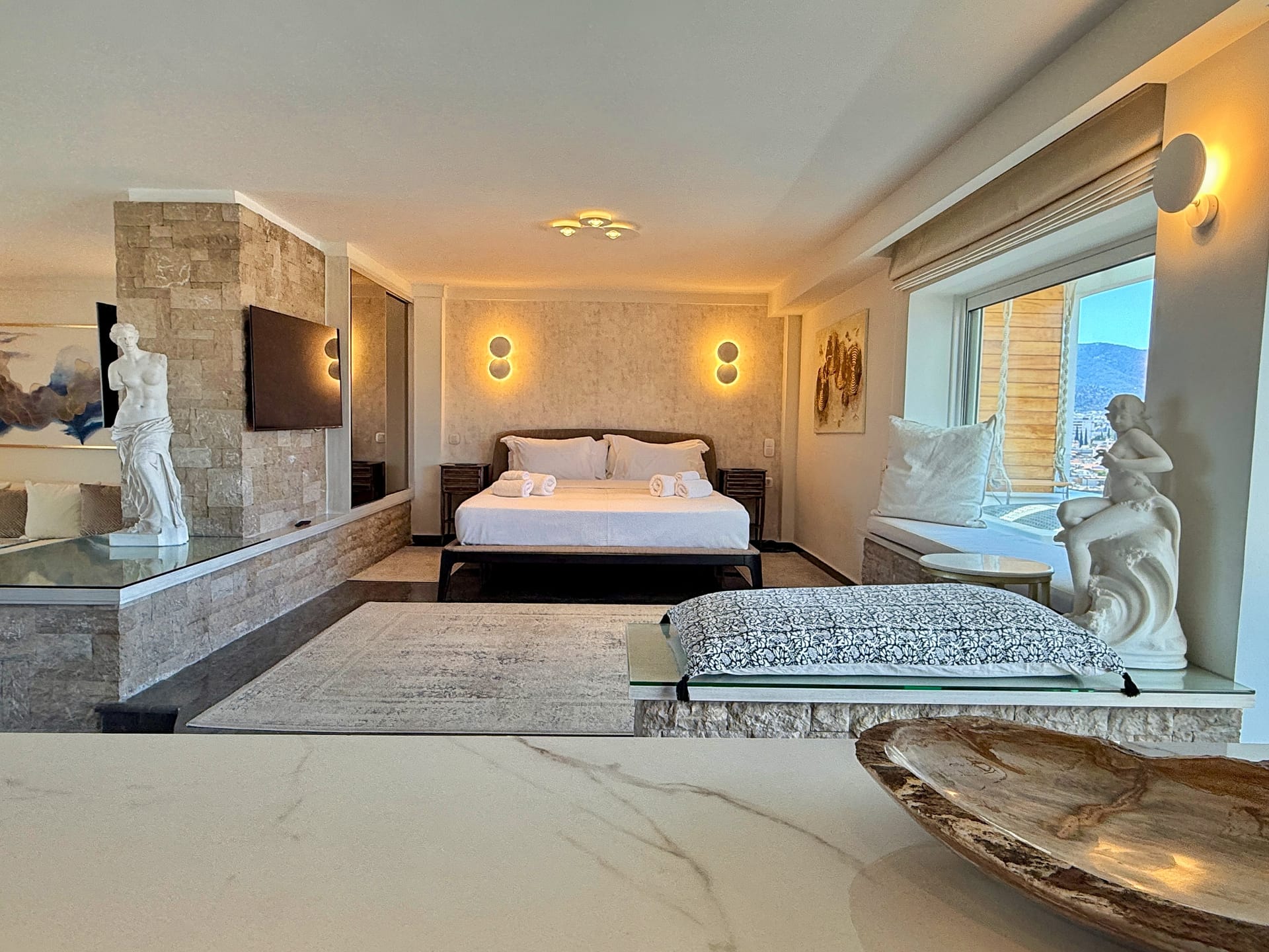 One 360 Skyline Athens Penthouses​