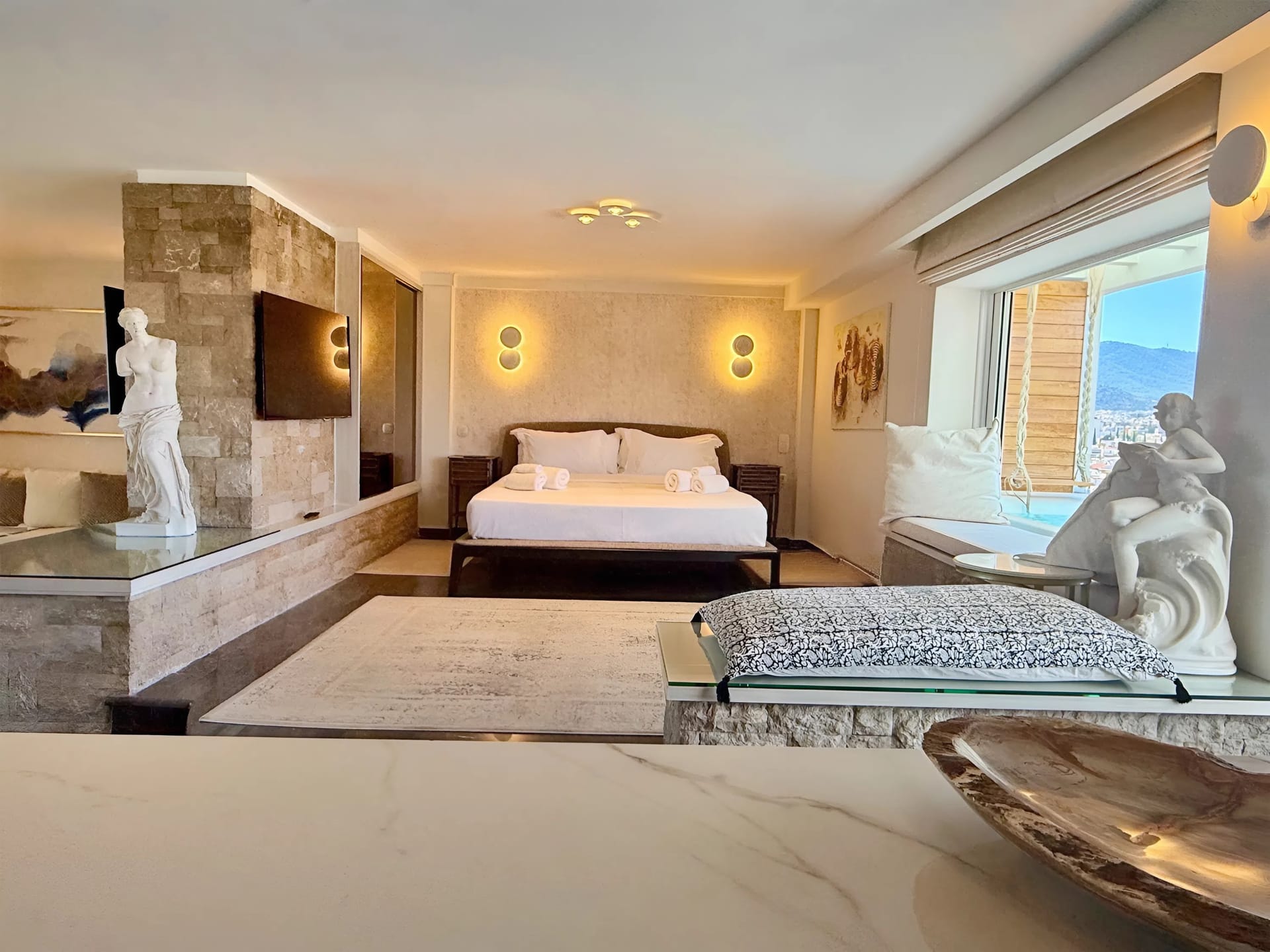 One 360 Skyline Athens Penthouses​
