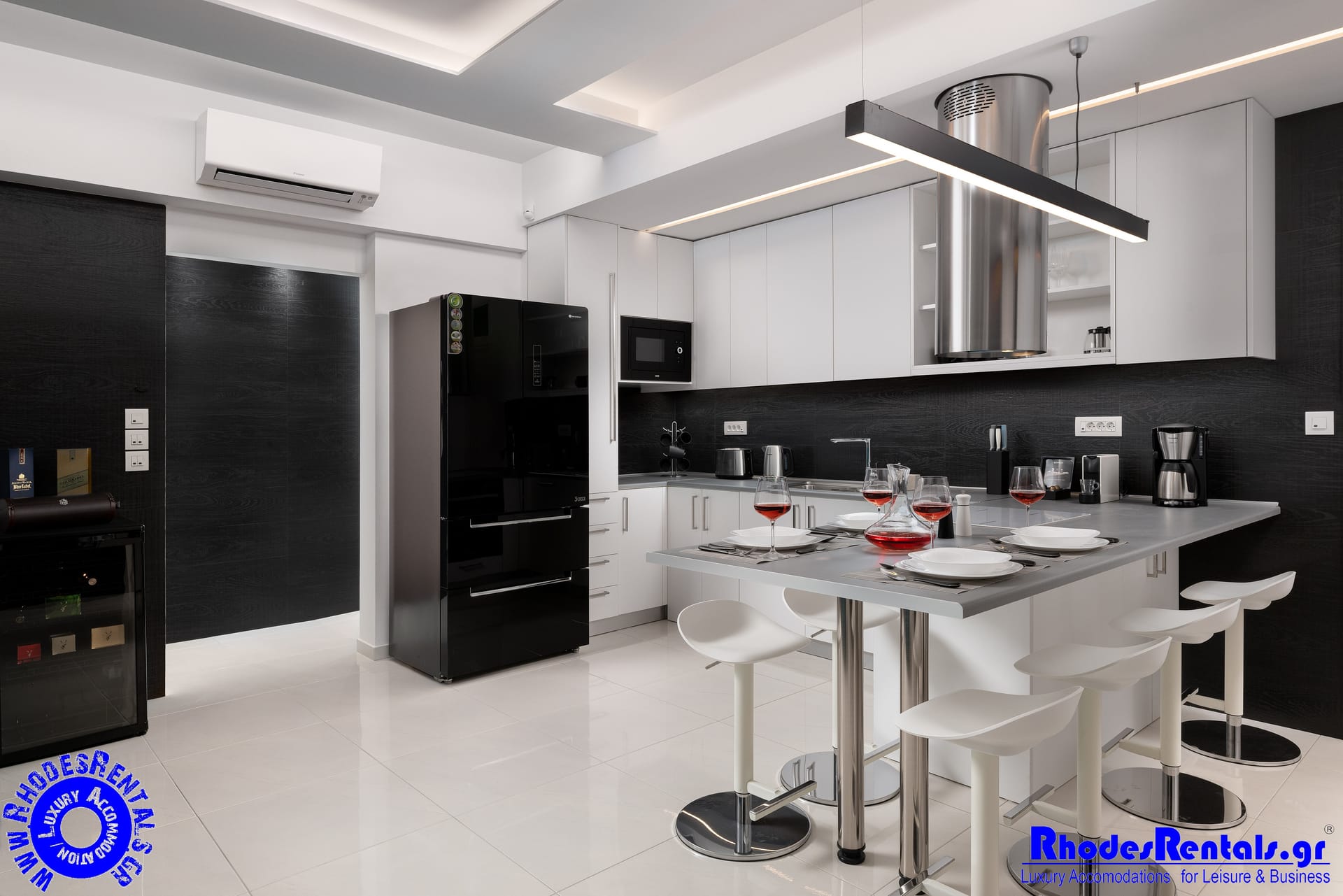 Rhodes Skyline Suites