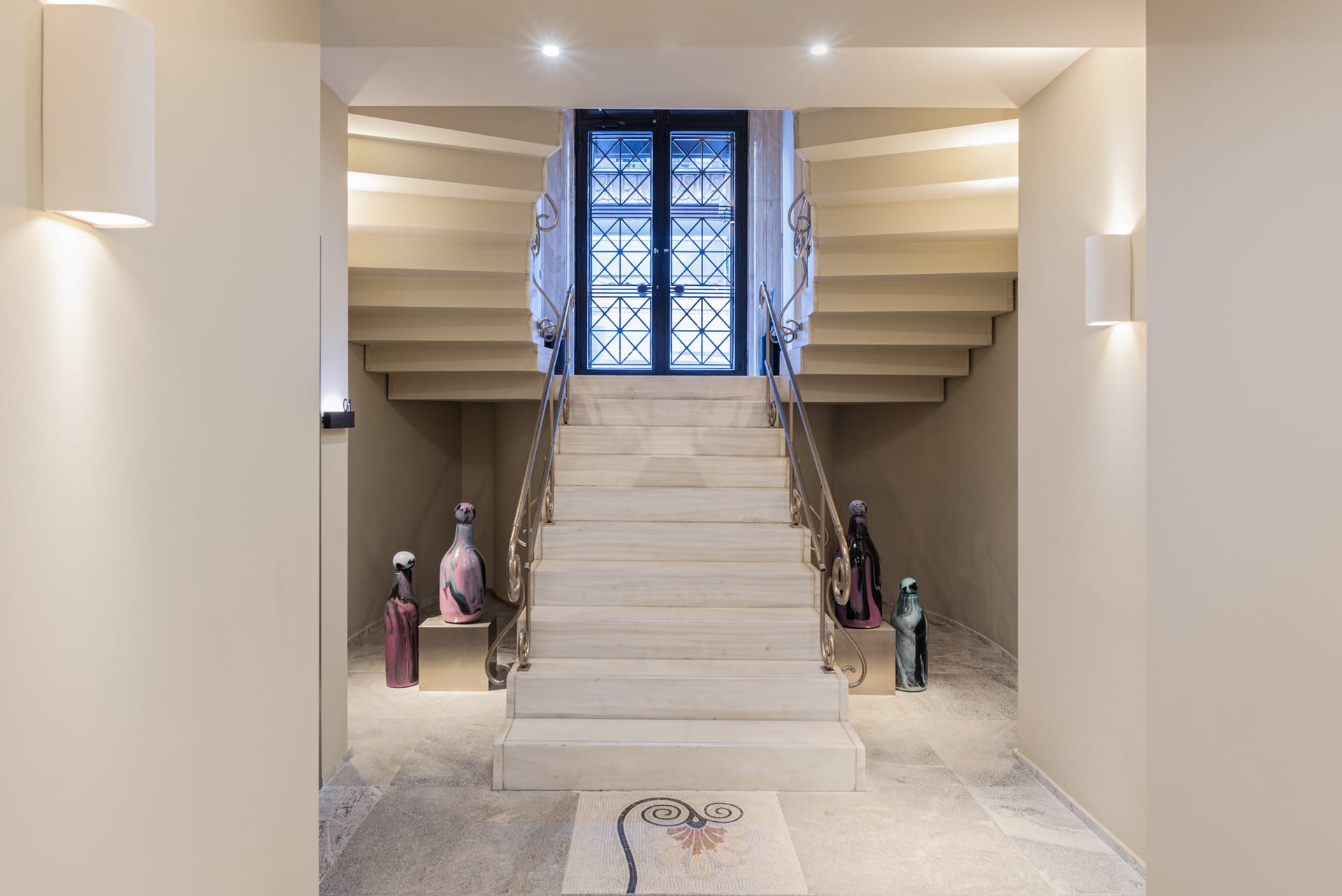 33 Solonos Suites