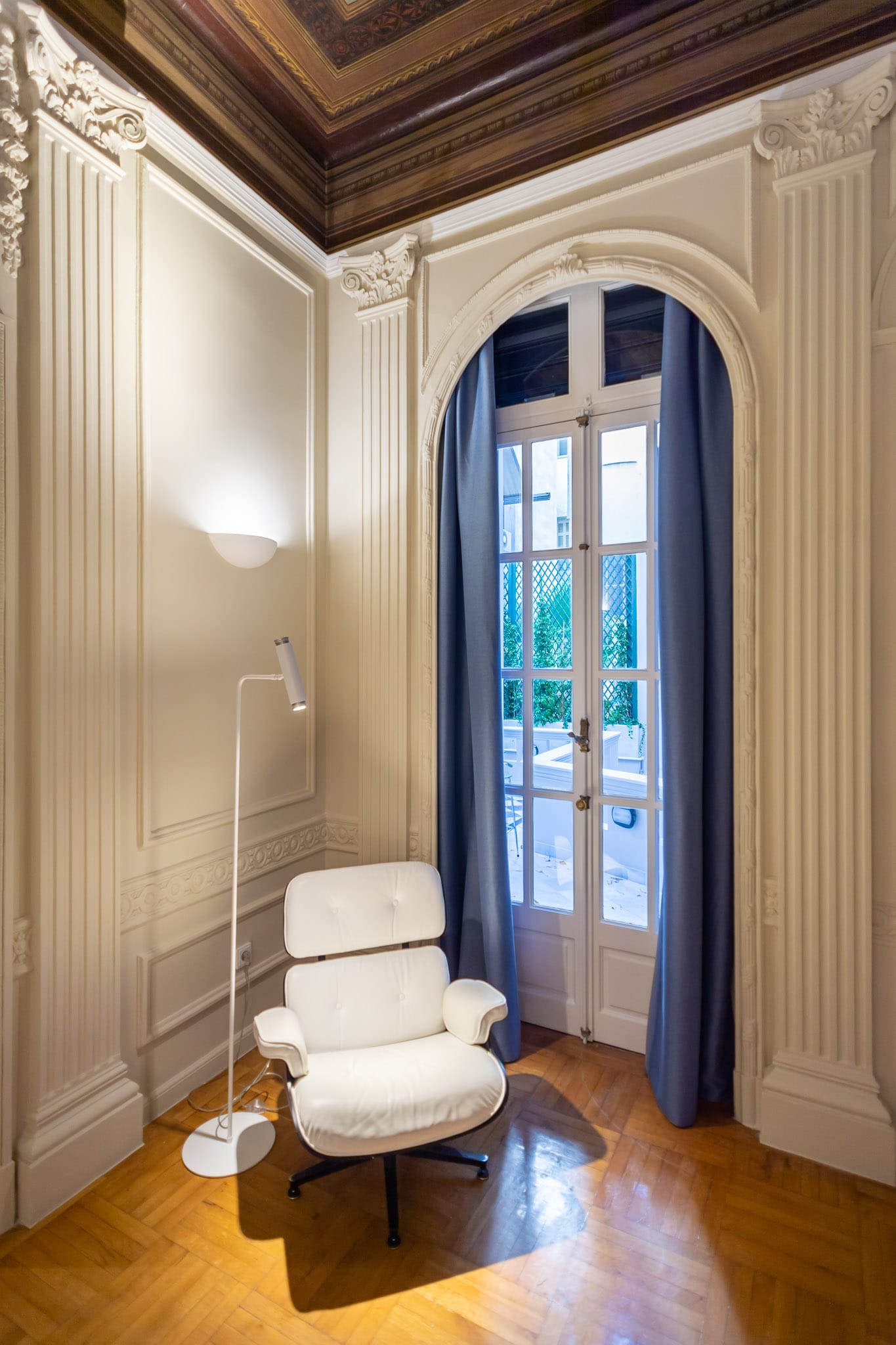 33 Solonos Suites