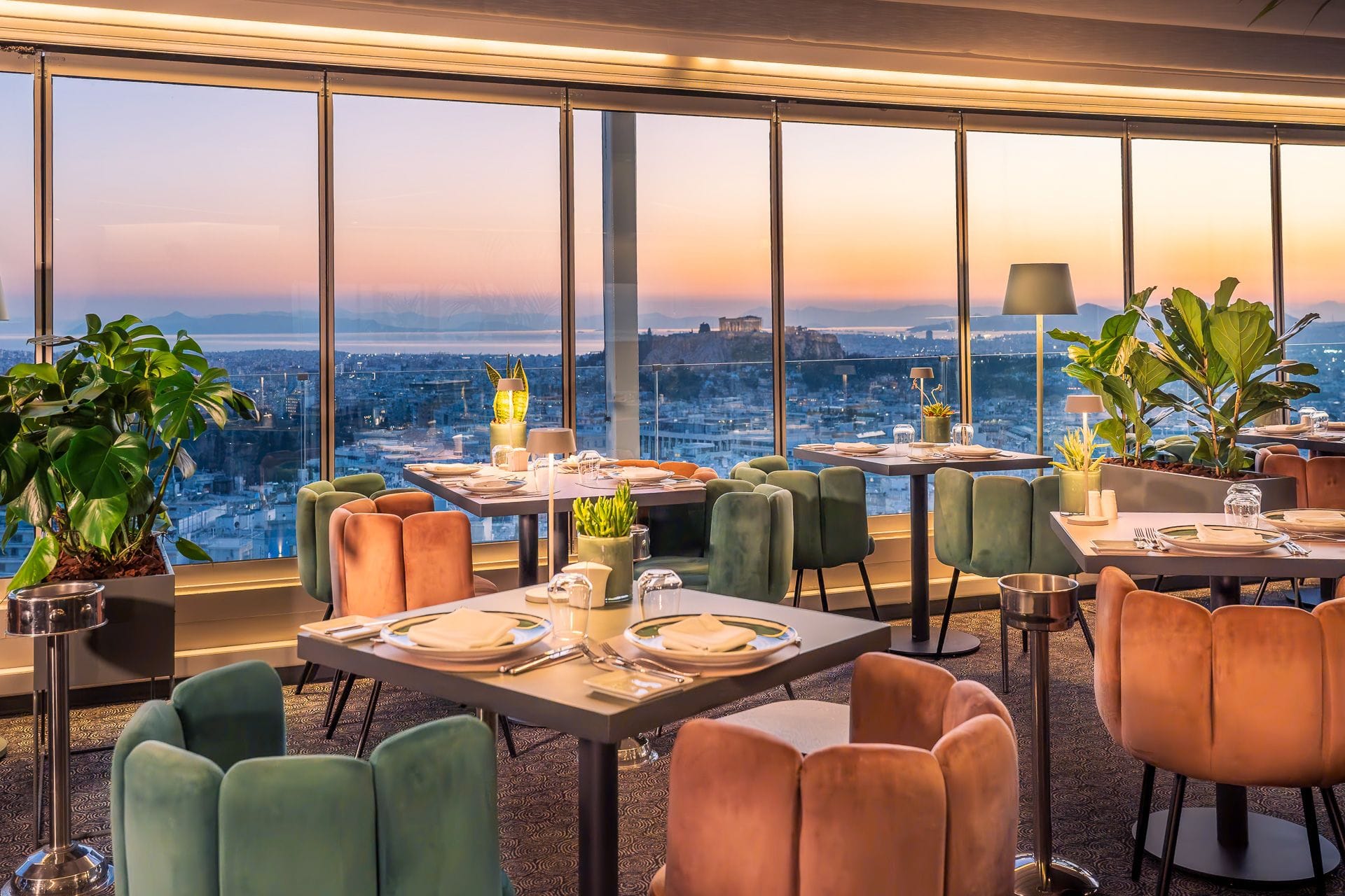 Saint George Lycabettus Lifestyle Hotel