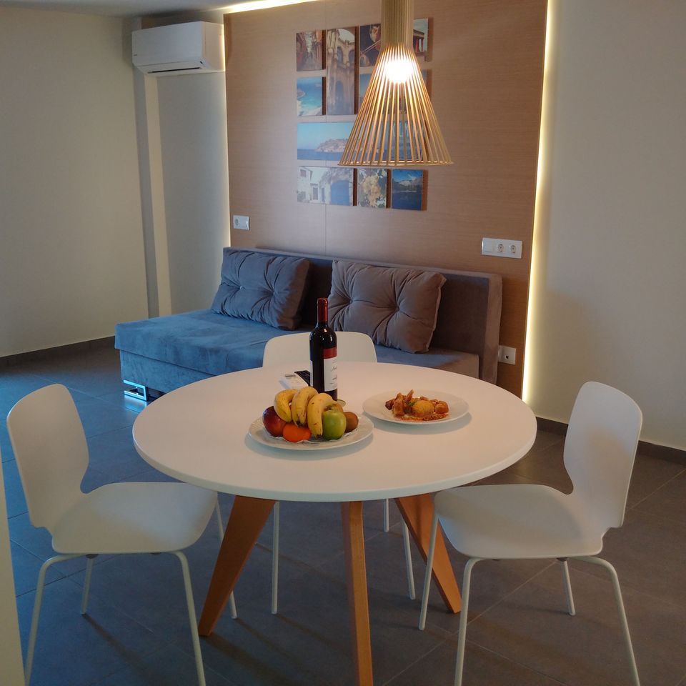 Sundance Apartments & Suites