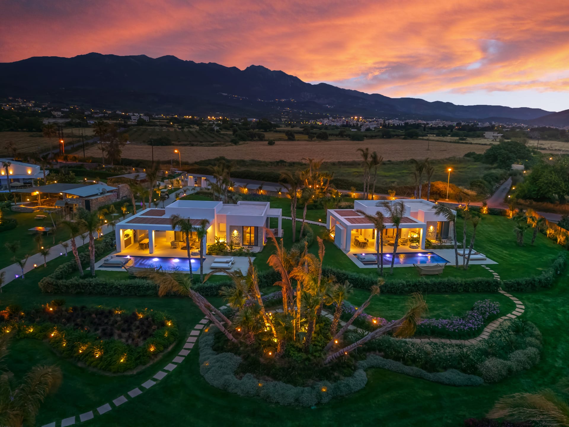 Taf Beach Villas