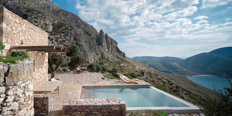Tainaron Blue Retreat