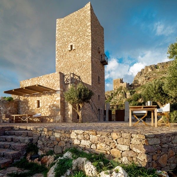 Tainaron Blue Retreat
