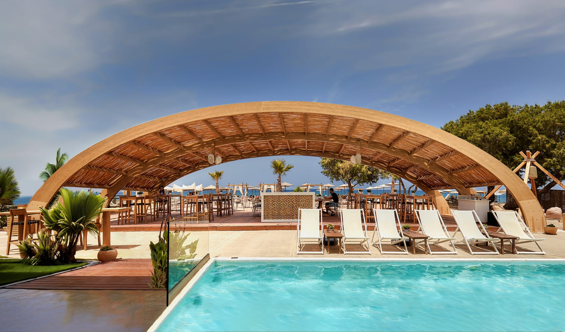 Enorme Teatro Beach – Adults Only