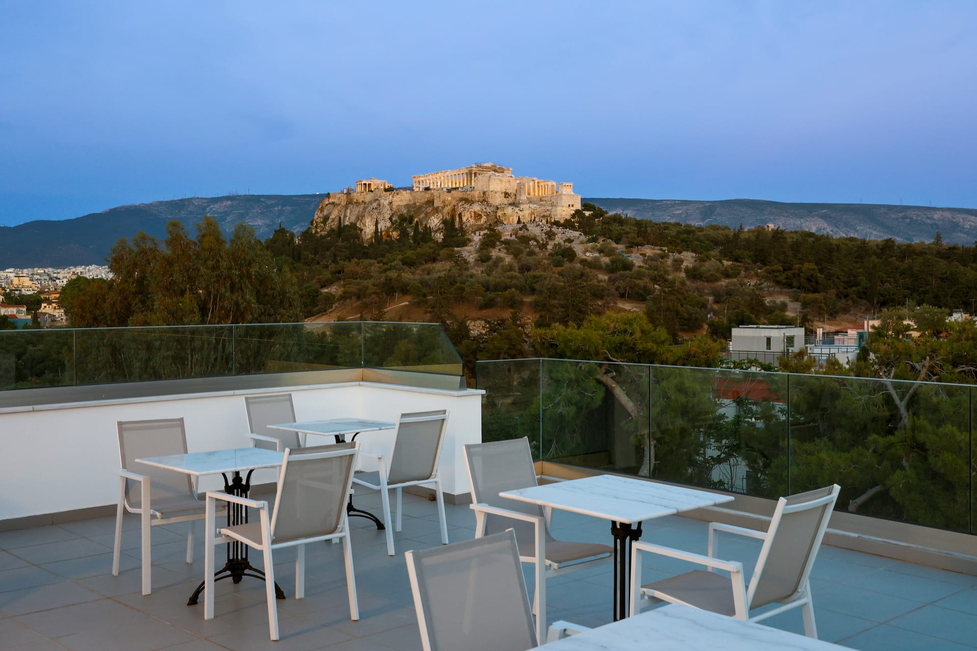 Parthenon Rooftop Luxury APTS