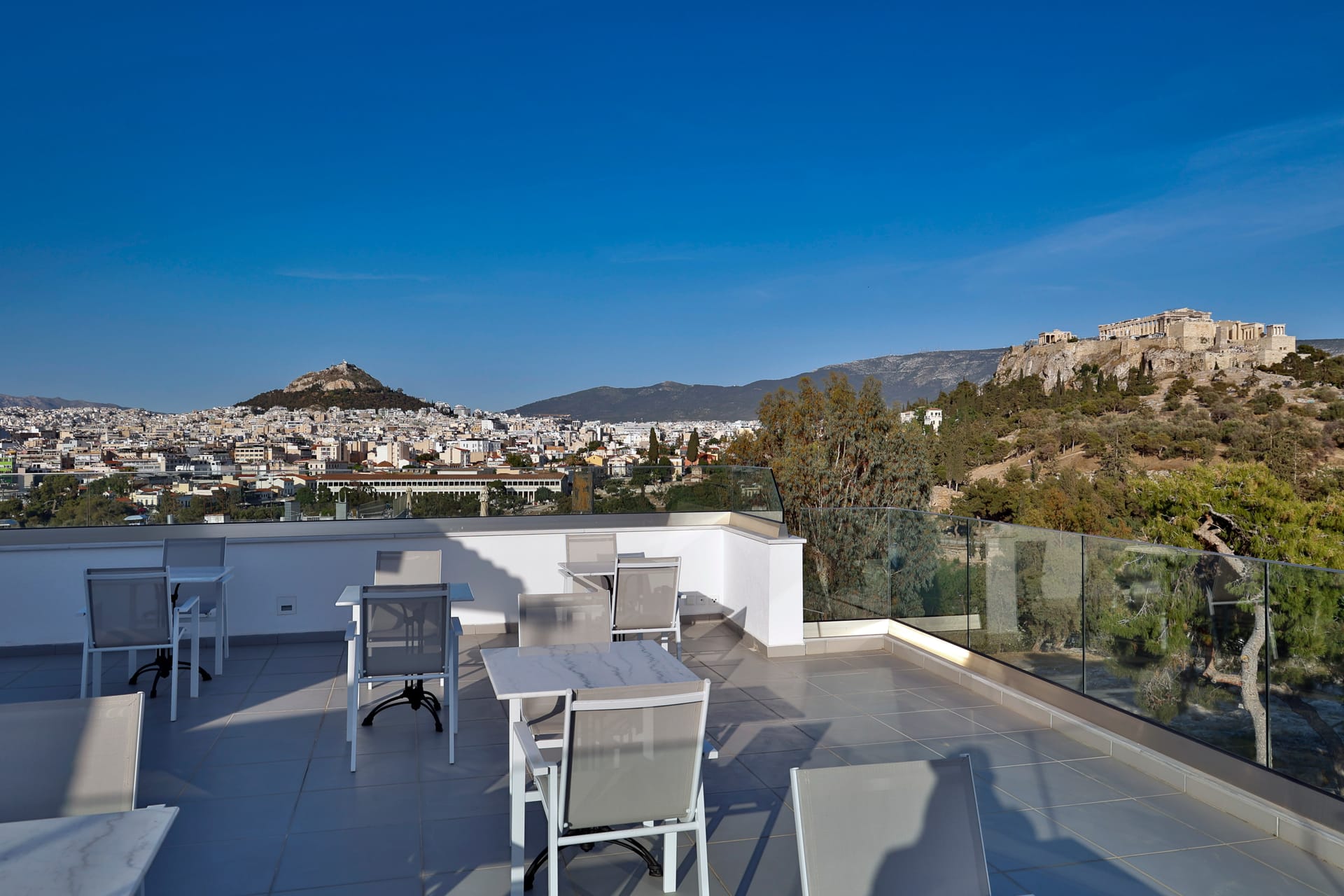 Parthenon Rooftop Luxury APTS