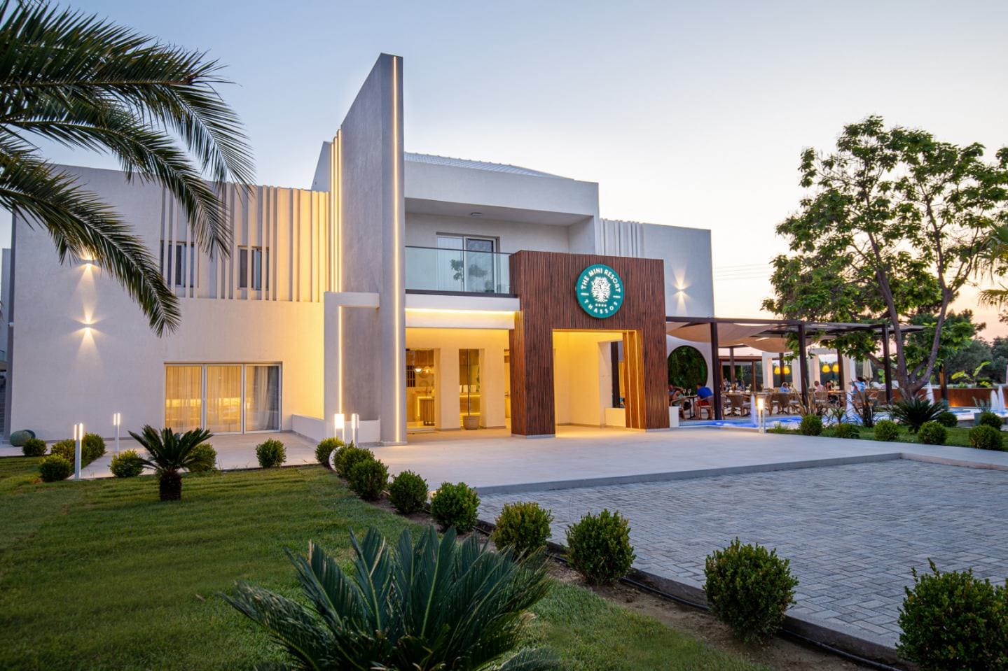 The Mini Resort