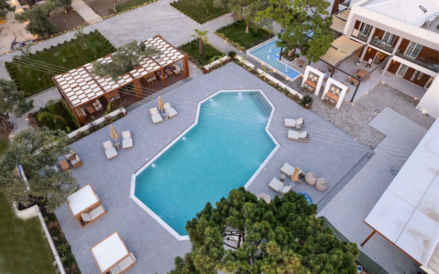 The Mini Resort