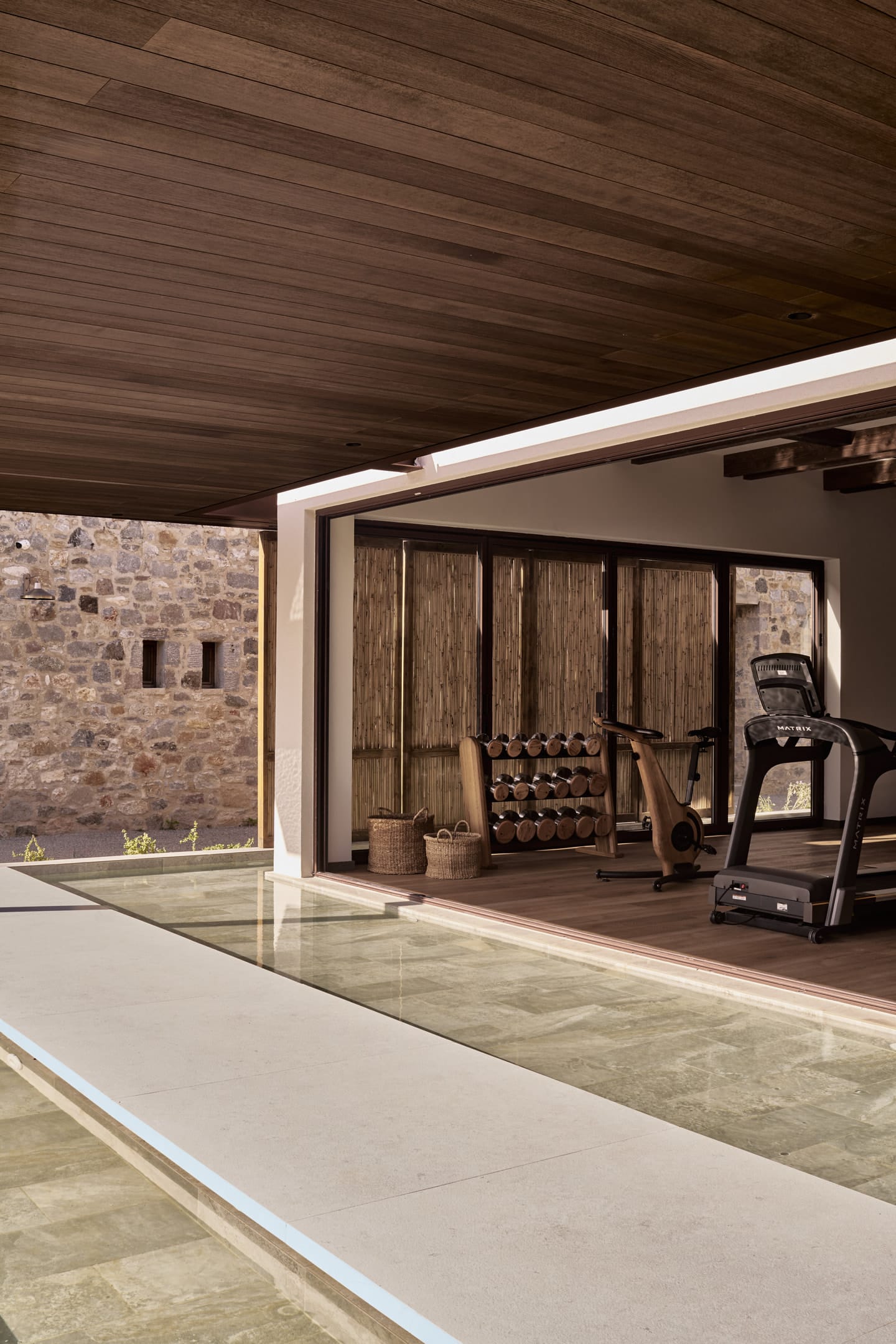 Theros All Suite Hotel