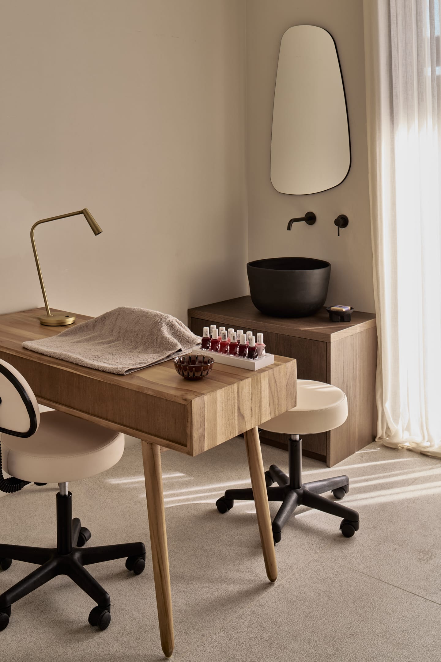 Theros All Suite Hotel