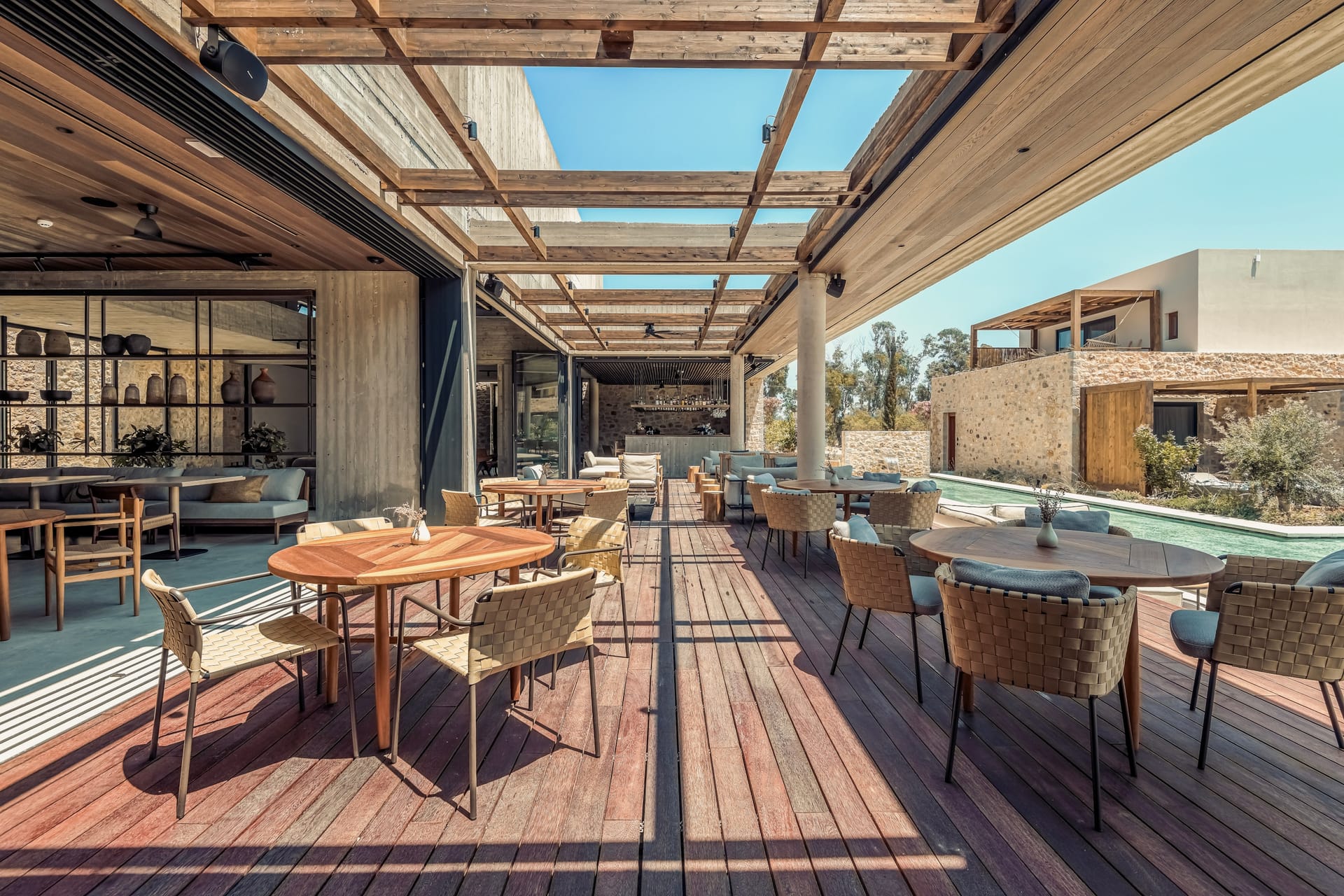 Theros All Suite Hotel
