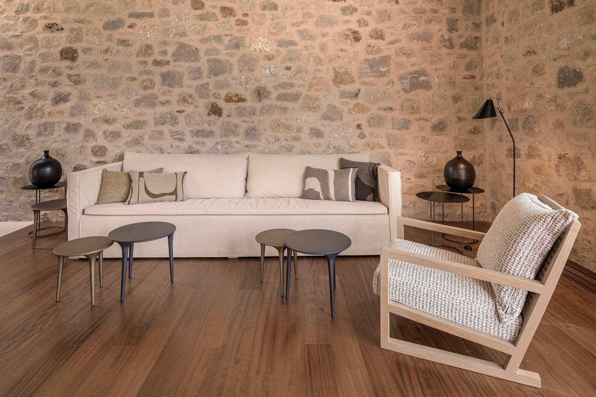 Theros All Suite Hotel