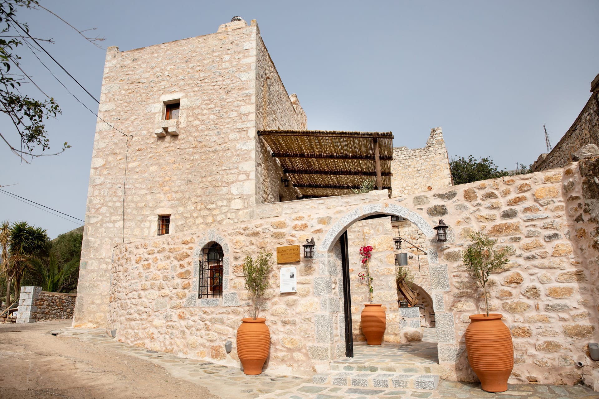Dandy Villas Tower House Mani