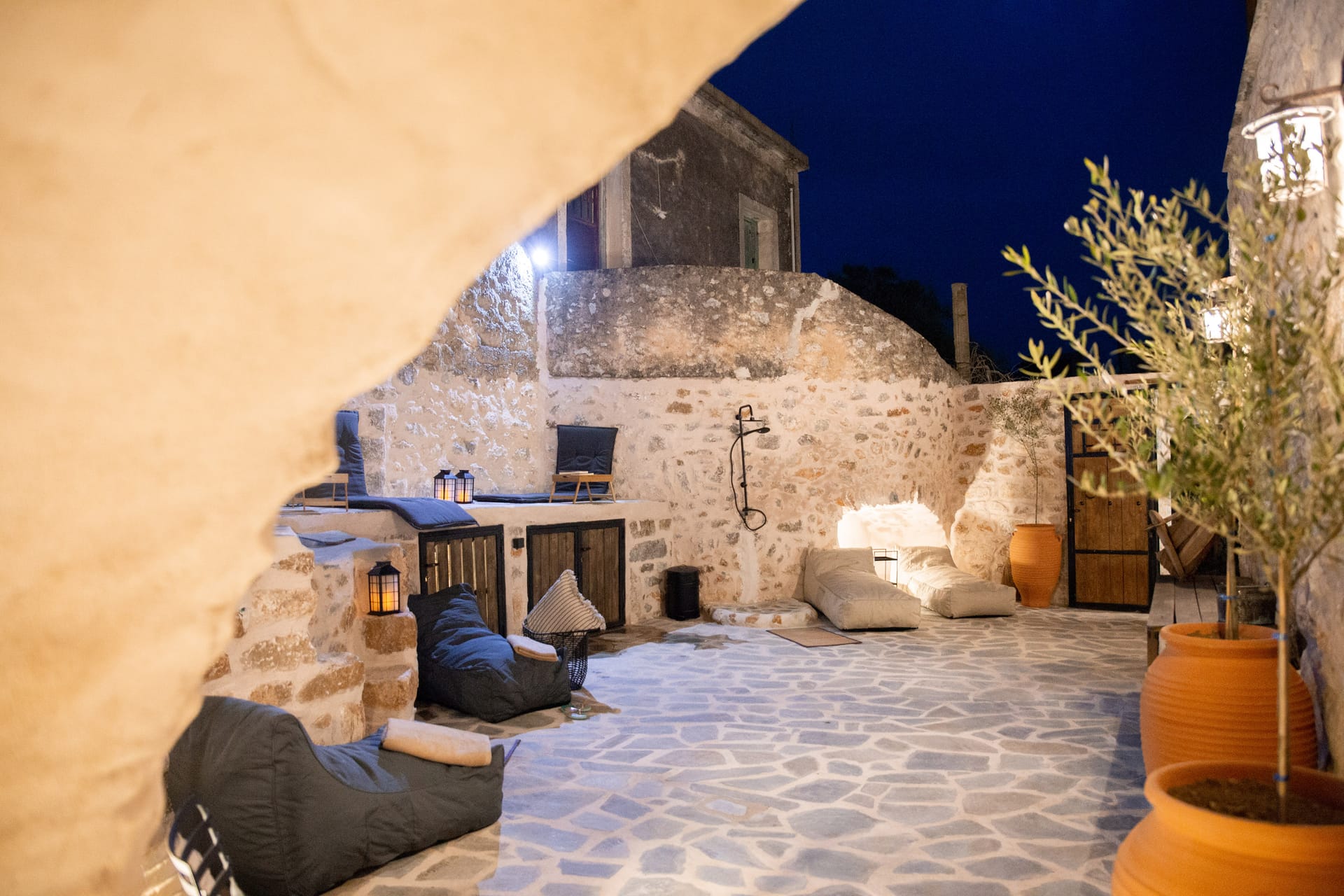 Dandy Villas Tower House Mani