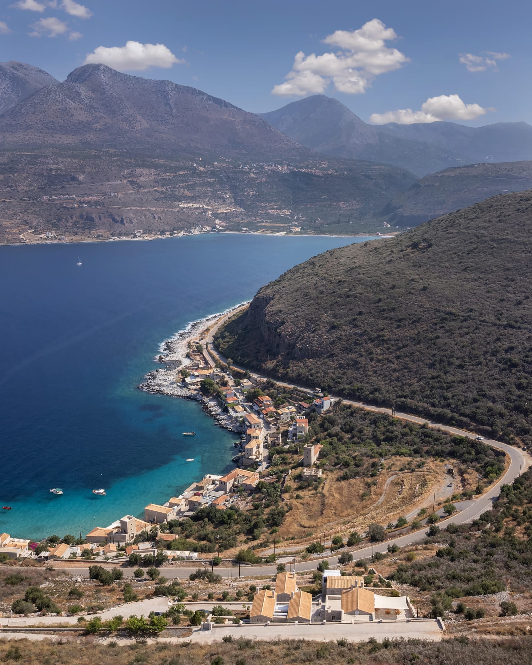 Trapela Limeni, Luxury Suites