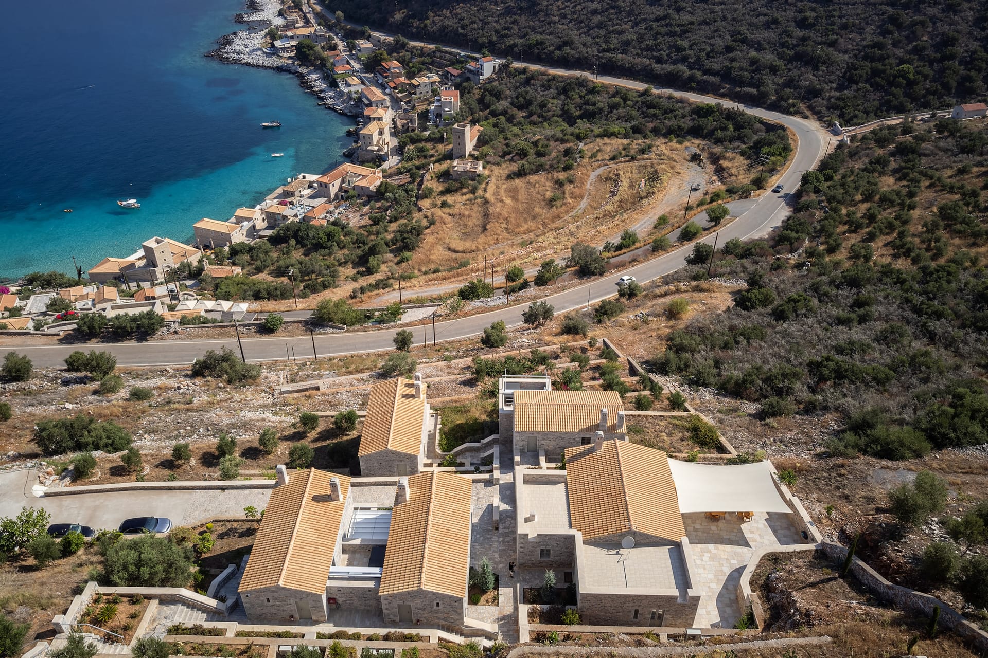 Trapela Limeni, Luxury Suites