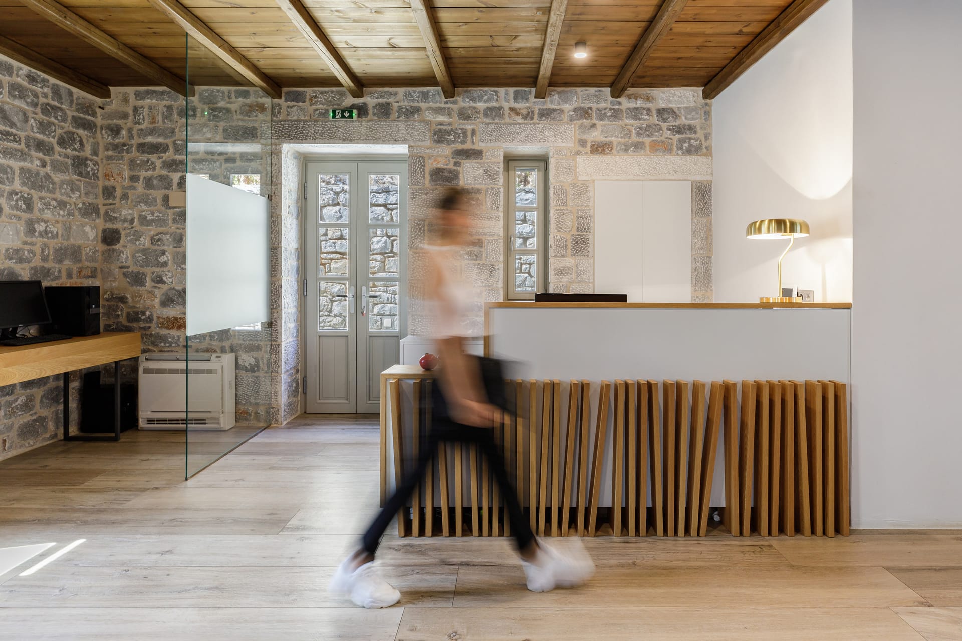 Trapela Limeni, Luxury Suites